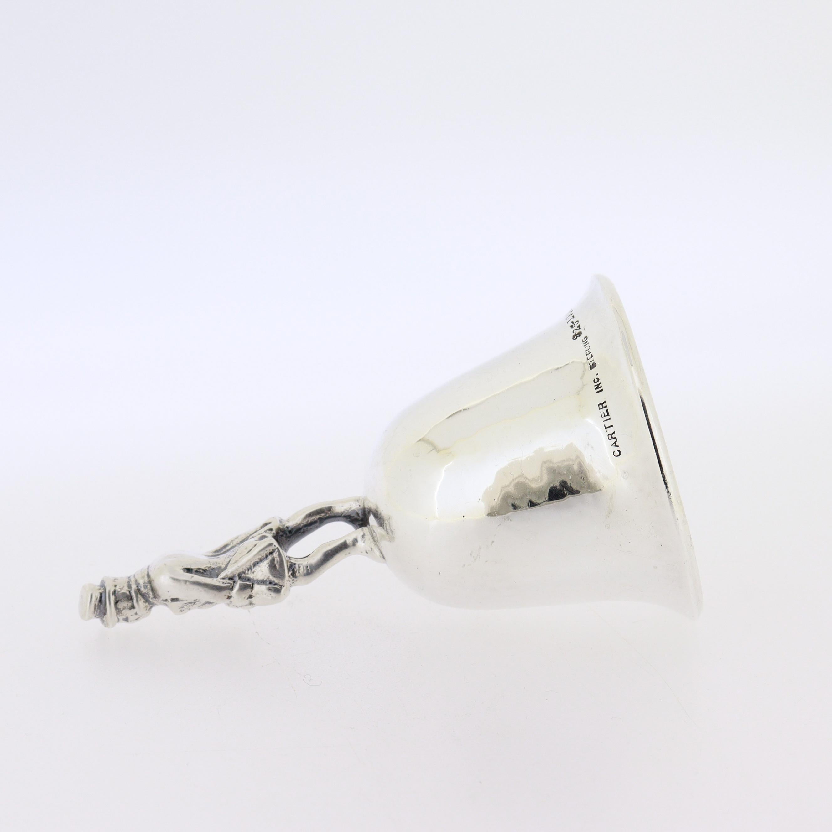 Campana de mesa Cartier de plata de ley con asa figurada en venta 7
