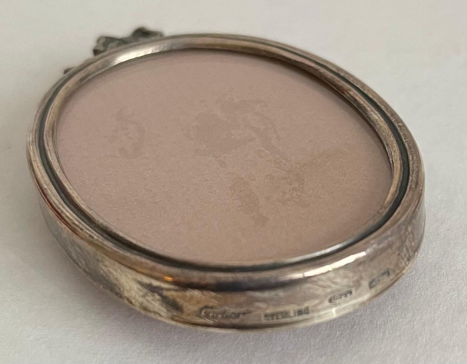 Cartier Sterling Small Oval Bow Picture Frame In Good Condition In Stamford, CT