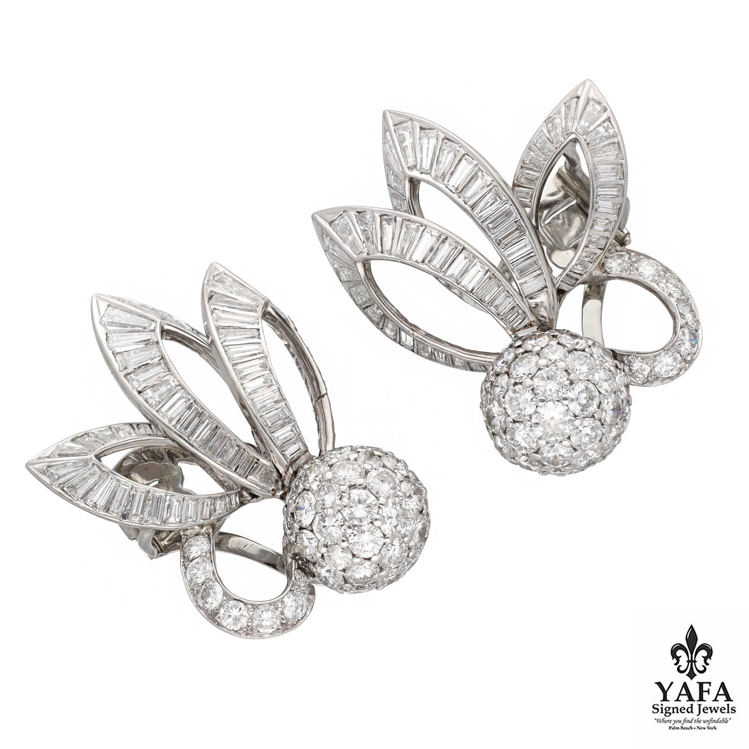 Round Cut CARTIER Stylized Floral Earclips For Sale