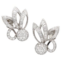 CARTIER Stilisierte florale Ohrclips