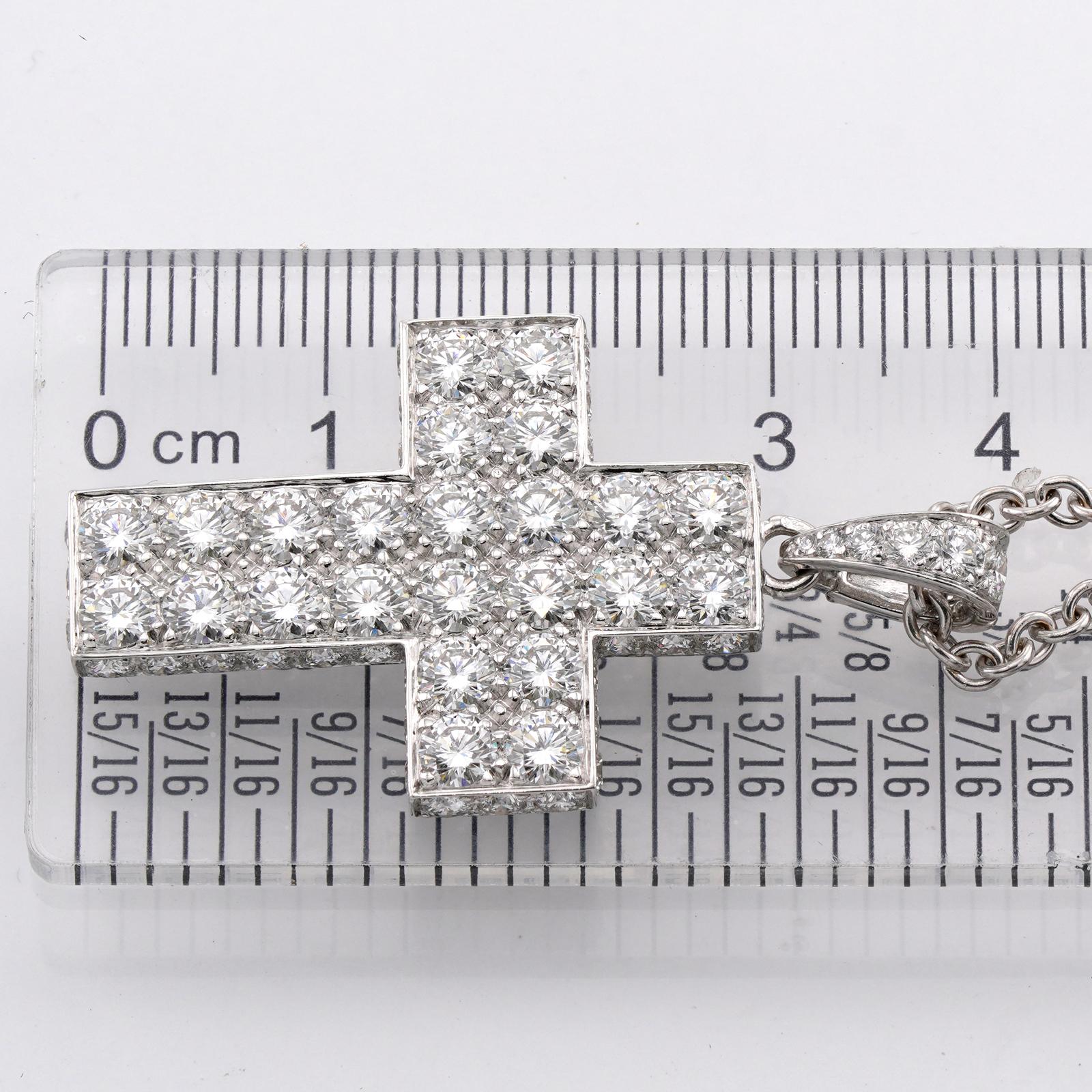 CARTIER Sucre Doo Boudouard Large Cross Diamond White Gold Pendant Necklace For Sale 5
