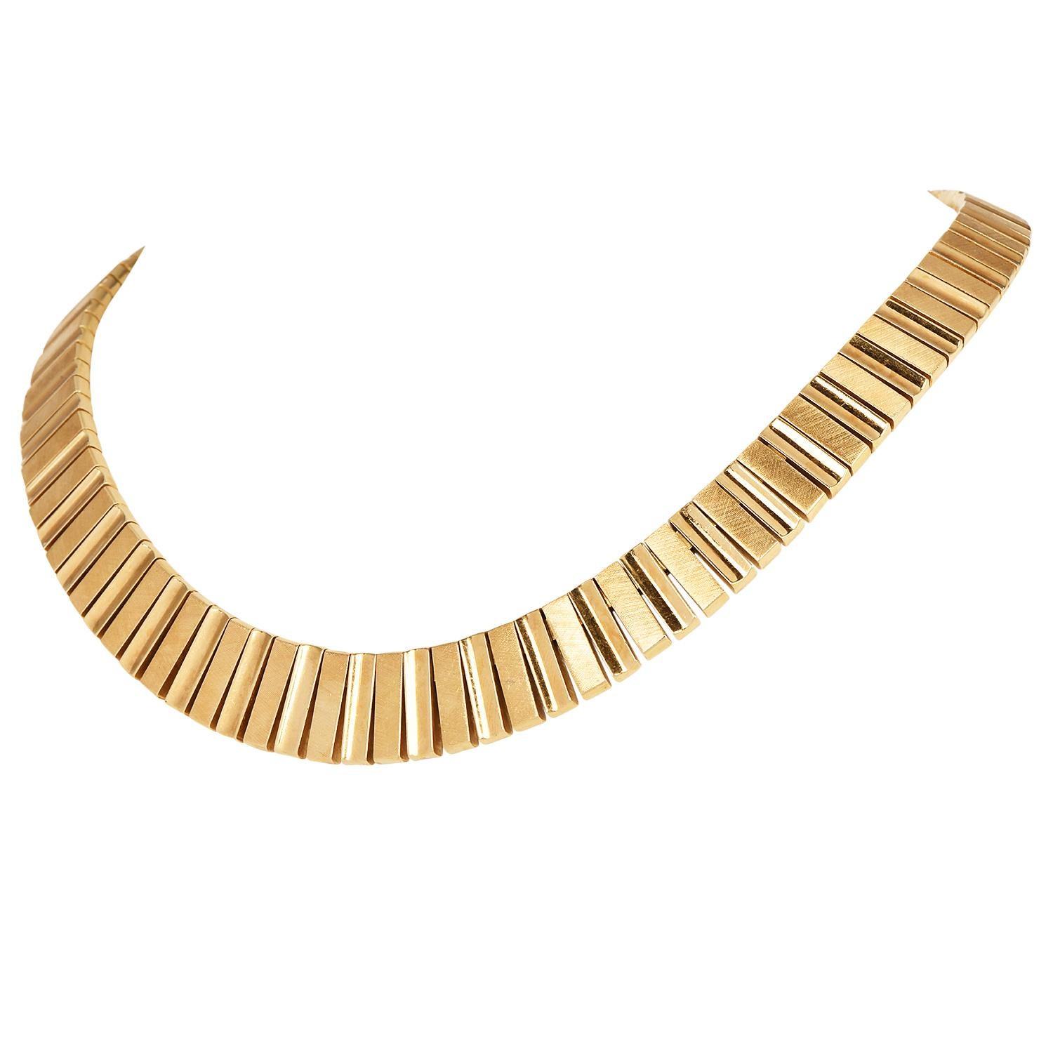 Retro Cartier Swiss Vintage Cleopatra 18K Yellow Gold Choker Necklace