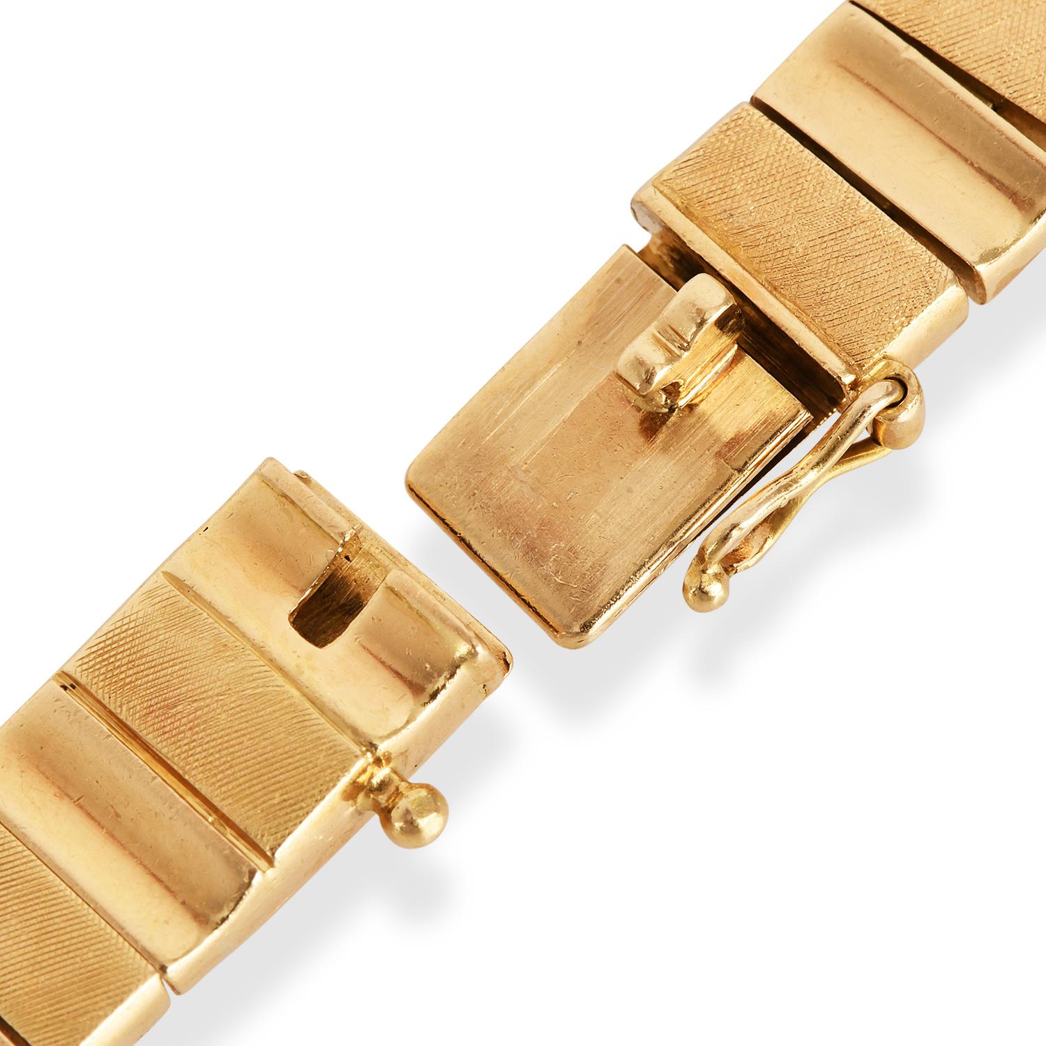 Cartier Swiss Vintage Cleopatra 18K Yellow Gold Choker Necklace 2