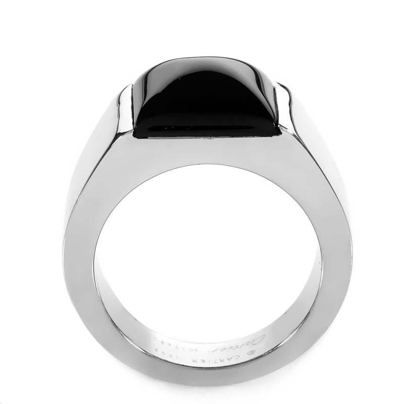 One of Cartier's most beloved collections, Tank by Cartier exudes sophistication and class. This ring from the collection is made of 18K white gold and features a lustrous black onyx accent.
Ring Top Dimensions: 11mm x 11mm