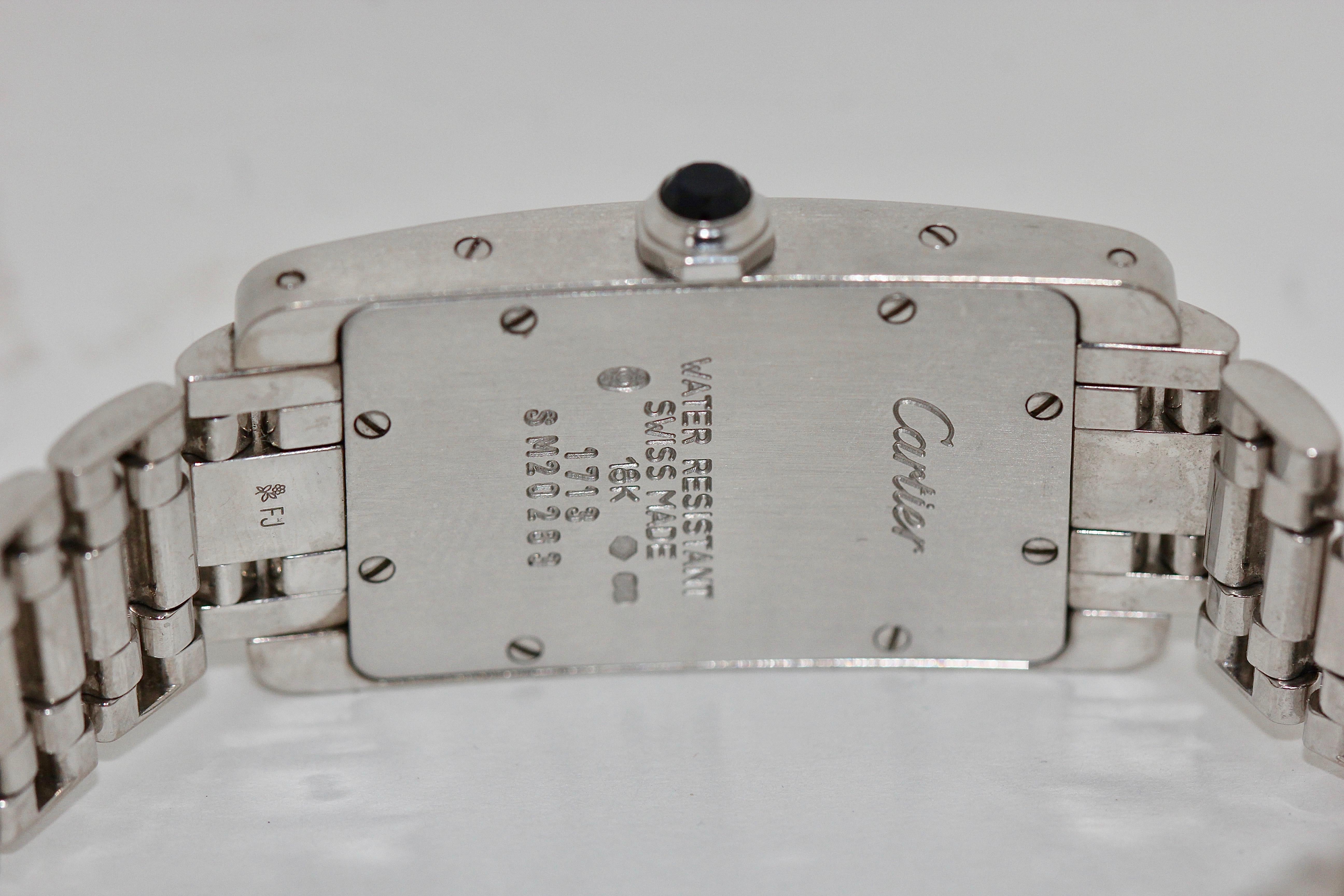 Cartier Tank Américaine 1713 Lady 18 Karat White Gold, Quarz In Fair Condition In Berlin, DE