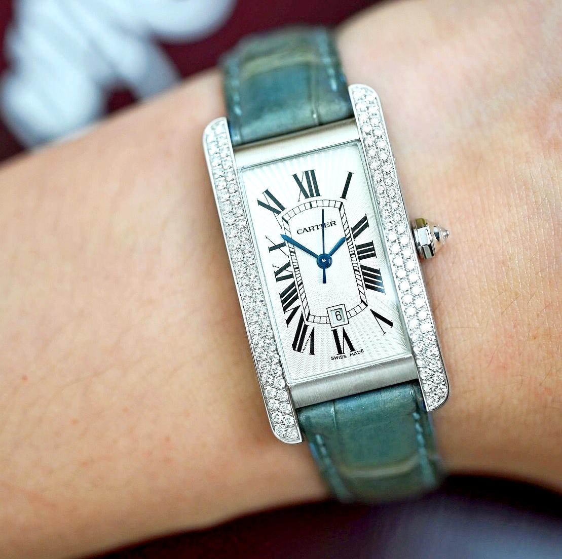 Cartier Tank Americaine 18 carats avec lunette automatique 2490, années 2000 5