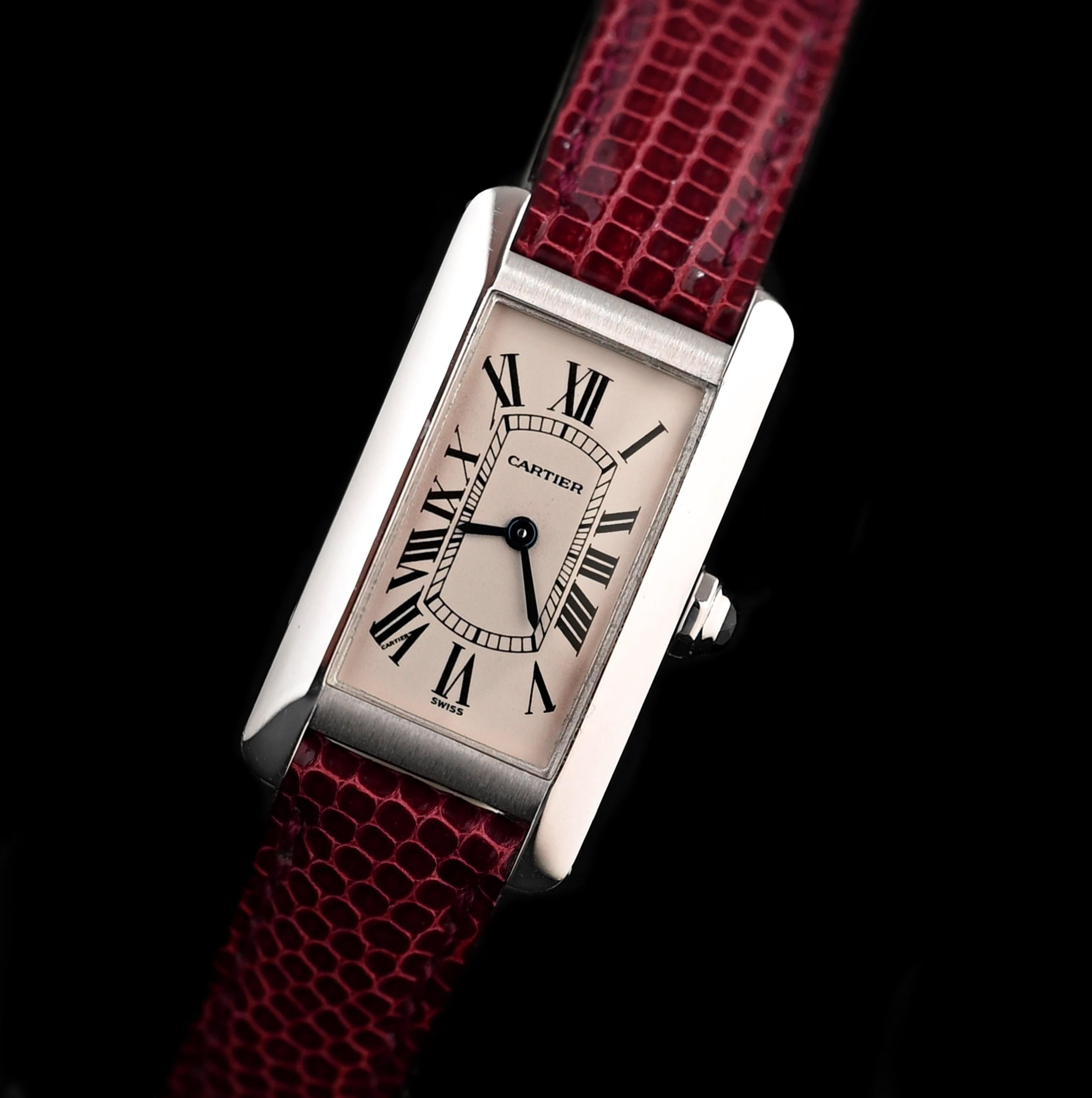 Cartier Tank Americaine 18K WG Quartz 1713 w/ Service Paper. 2000's In Good Condition For Sale In Central & Western District, HK