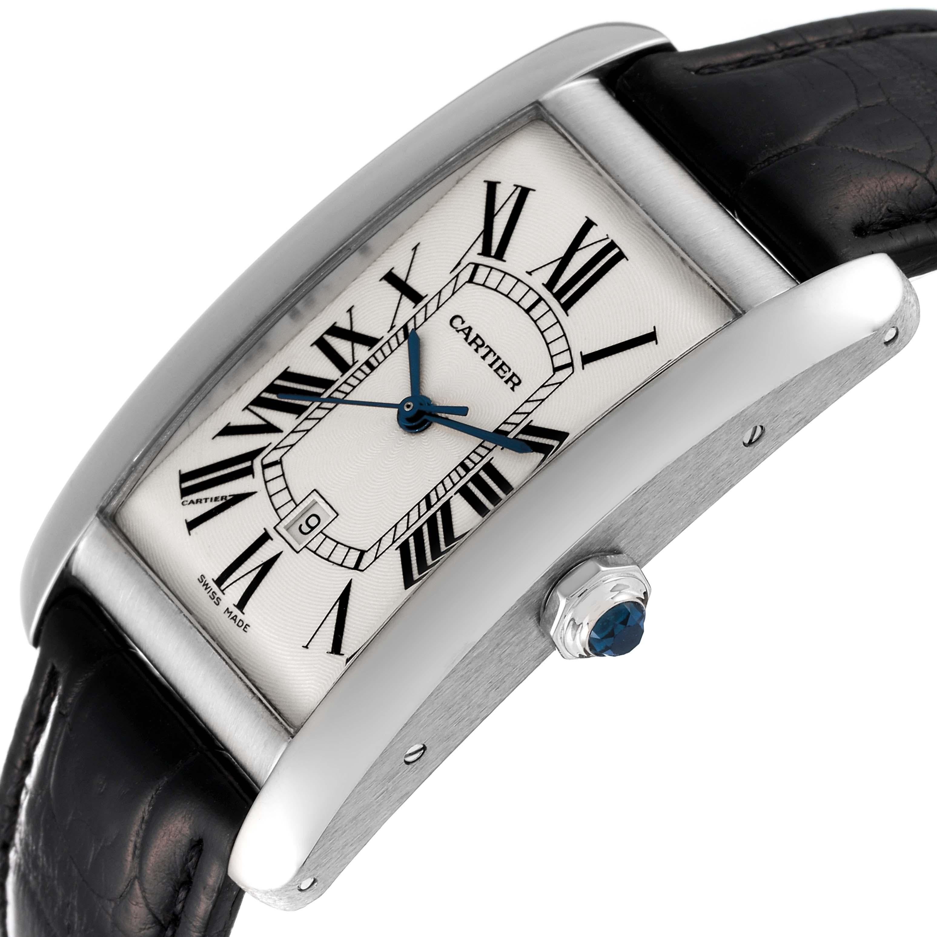Cartier: 18 Karat Weißgold große Herrenuhr Tank Americaine W2603256 Box Card 2