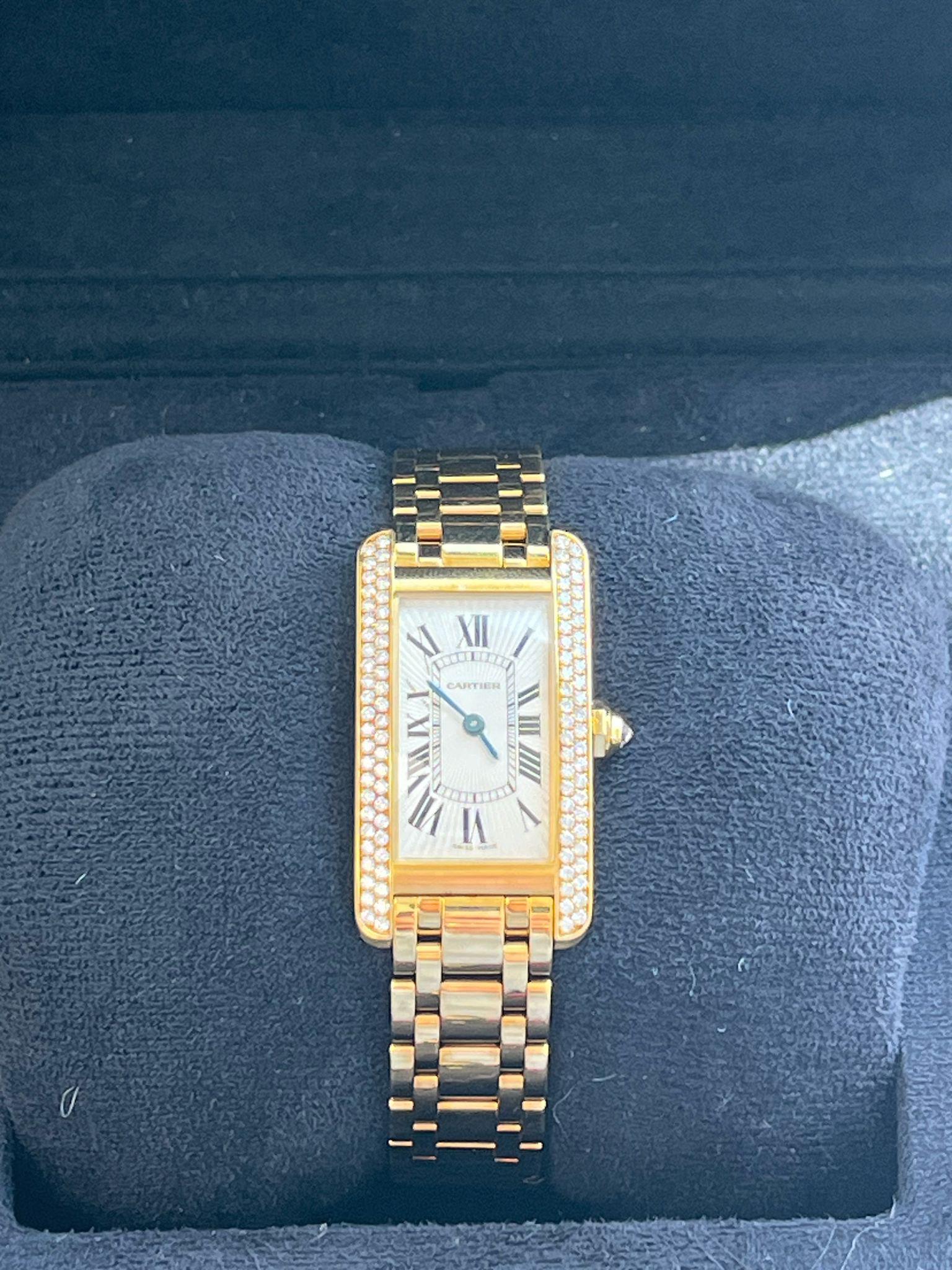 Cartier Tank Americaine - Orologio da donna con lunetta di diamanti in oro giallo 18 carati W528634 in vendita 4
