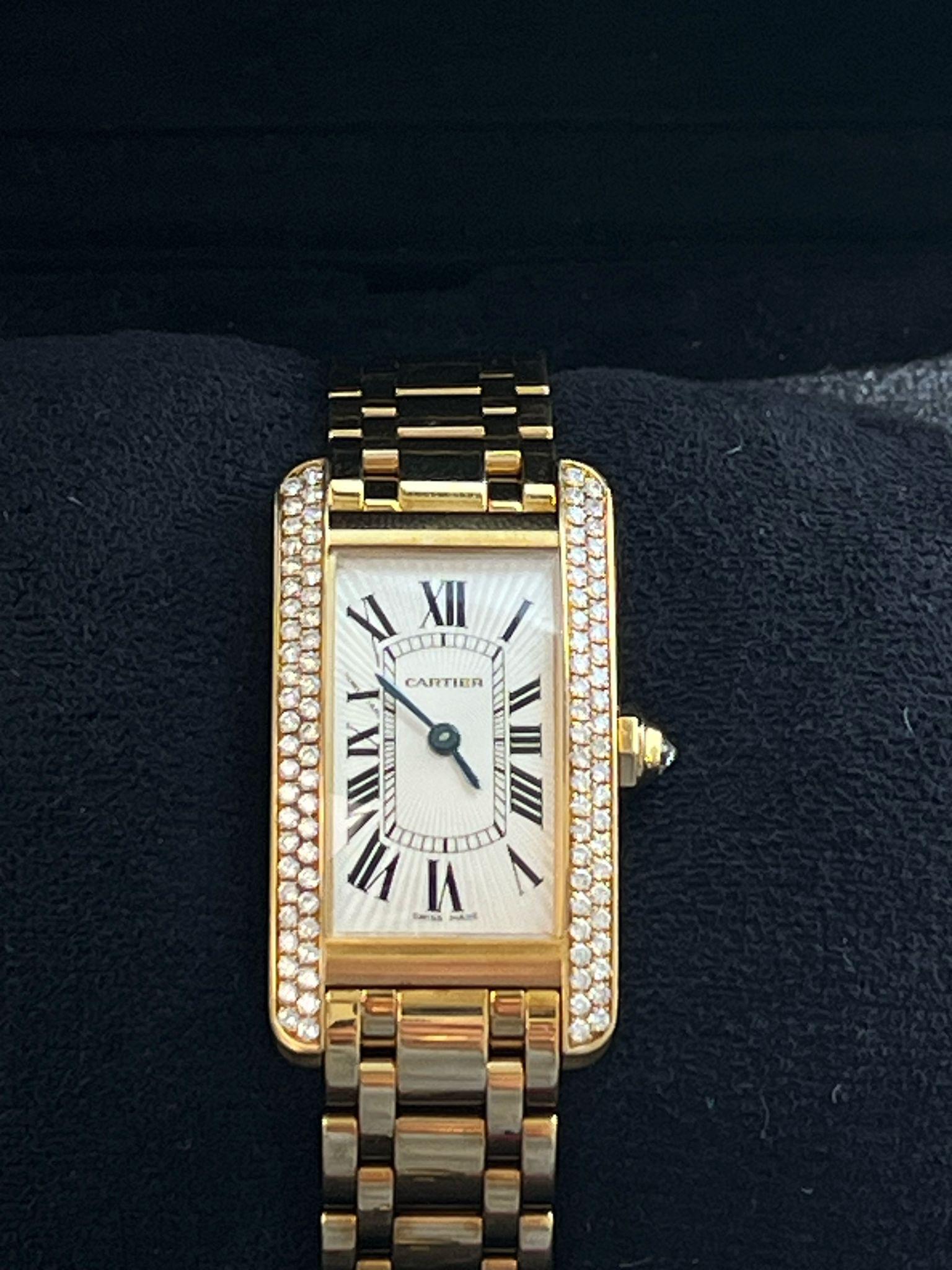 Cartier Tank Americaine - Orologio da donna con lunetta di diamanti in oro giallo 18 carati W528634 in vendita 8