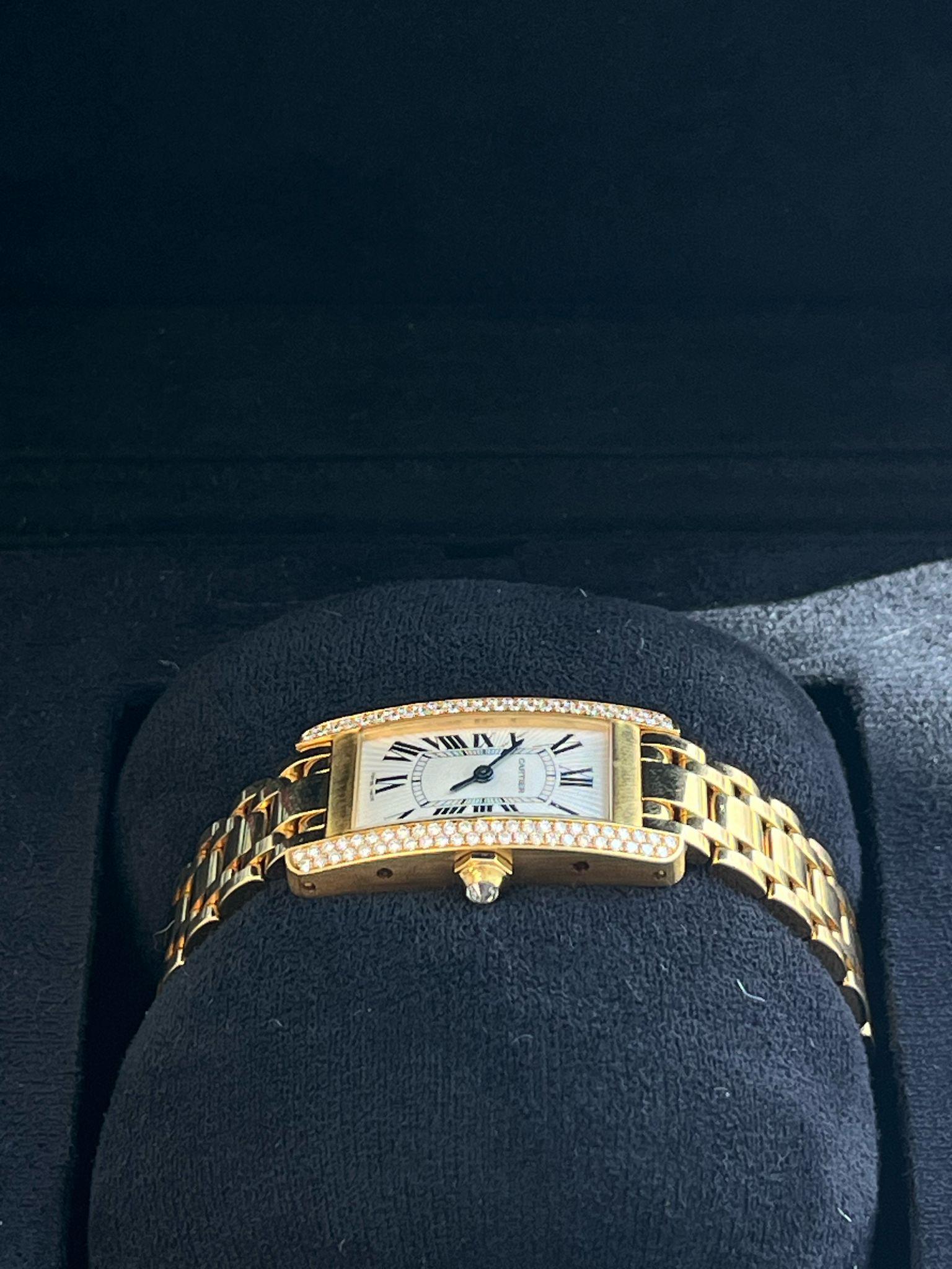 Cartier Tank Americaine - Orologio da donna con lunetta di diamanti in oro giallo 18 carati W528634 in vendita 11