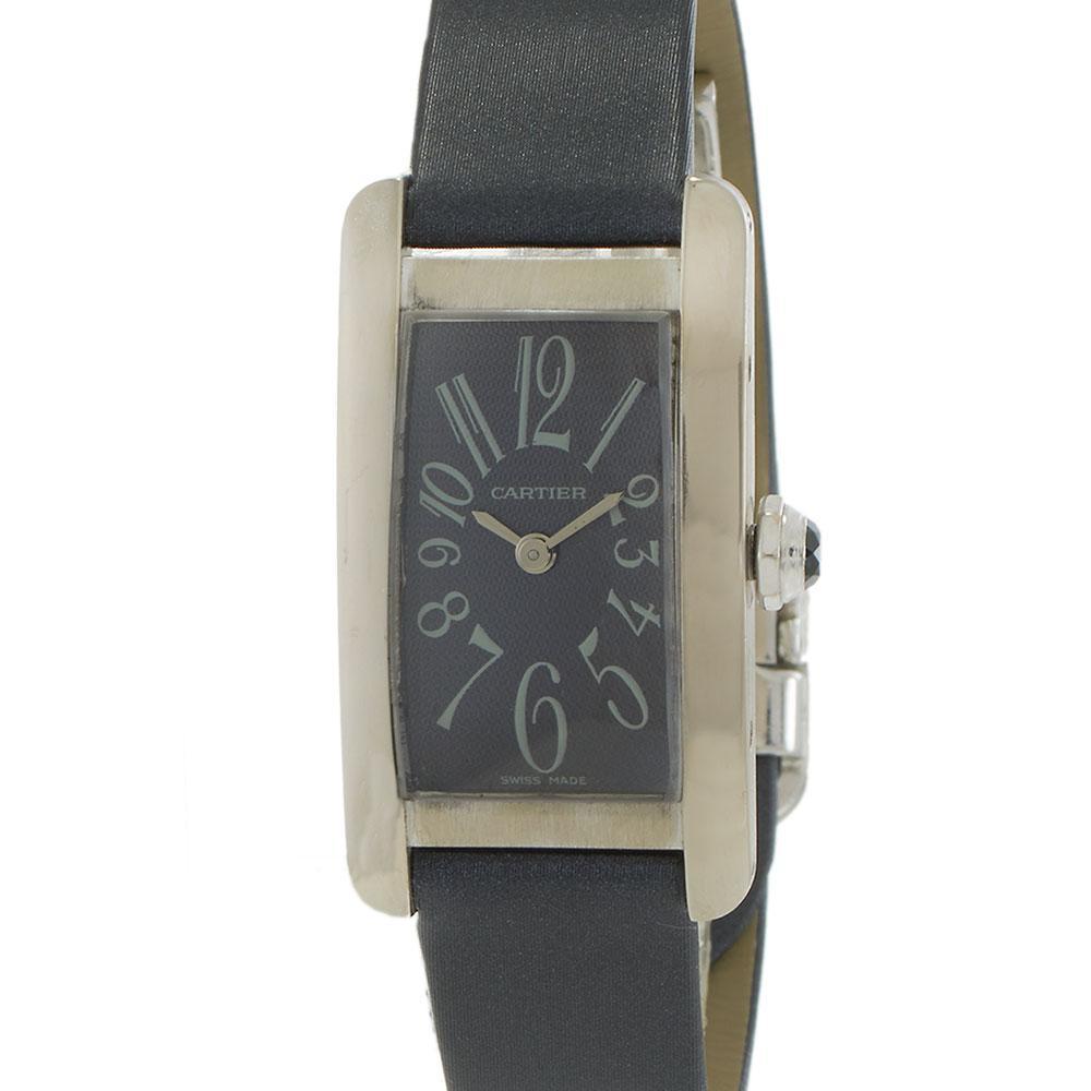 Cartier Tank Américaine 18KT White Gold Blue Dial 19x35MM – Quartz In Good Condition For Sale In New York, NY