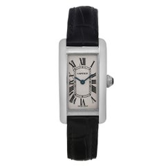 Cartier Tank Americaine 28 mm x 19 mm avec cadran en or blanc 18 carats et argent W2601956
