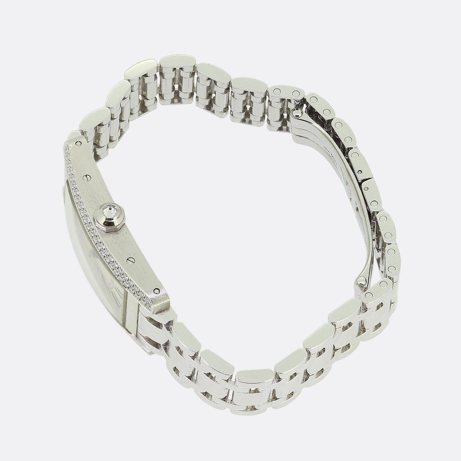 Taille ronde Montre-bracelet Tank Américaine à diamants de Cartier en vente