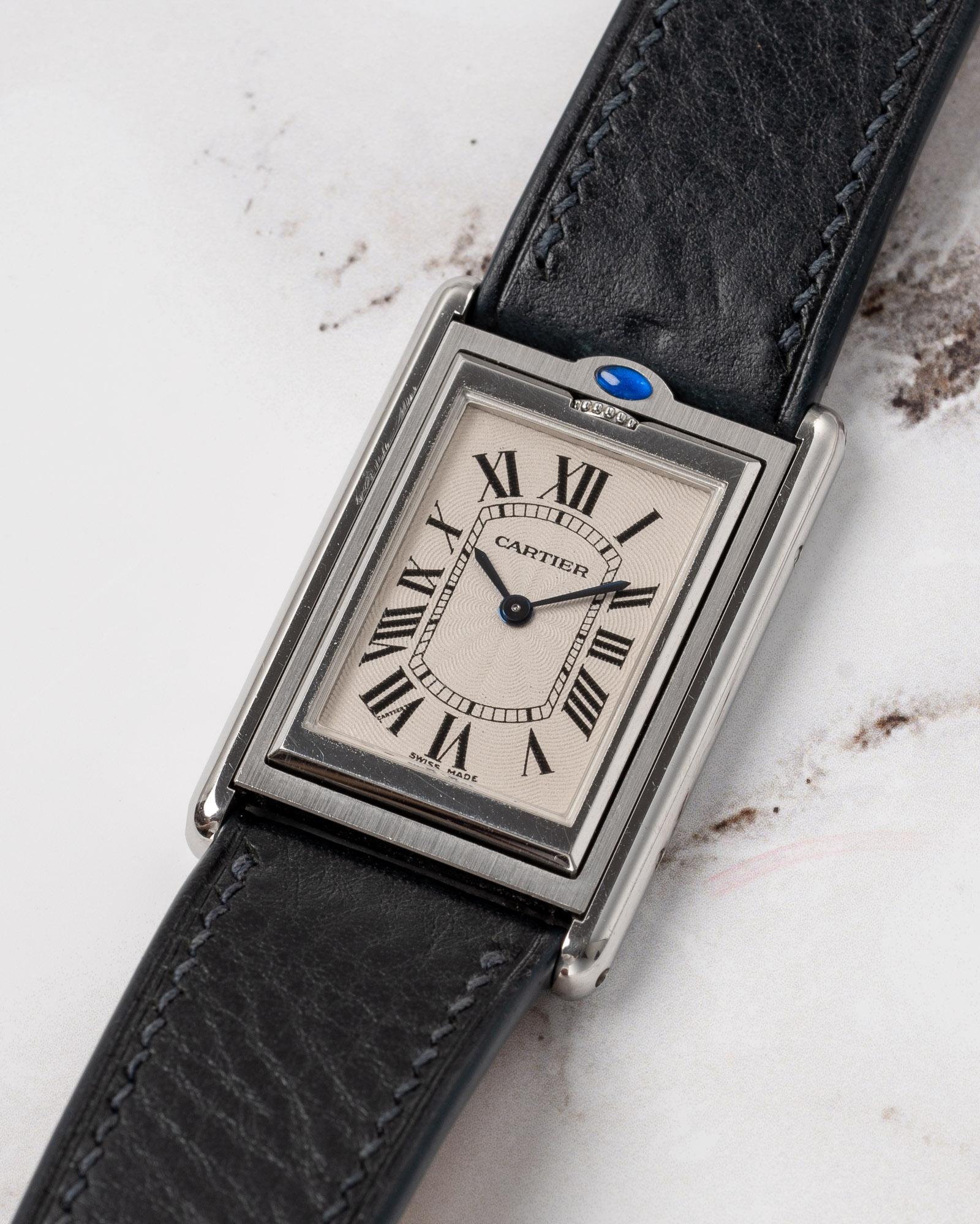 Uomo Cartier Tank Basculante LM 2390 Quadrante Bianco Guilloche Acciaio 2001 Carica Manuale in vendita