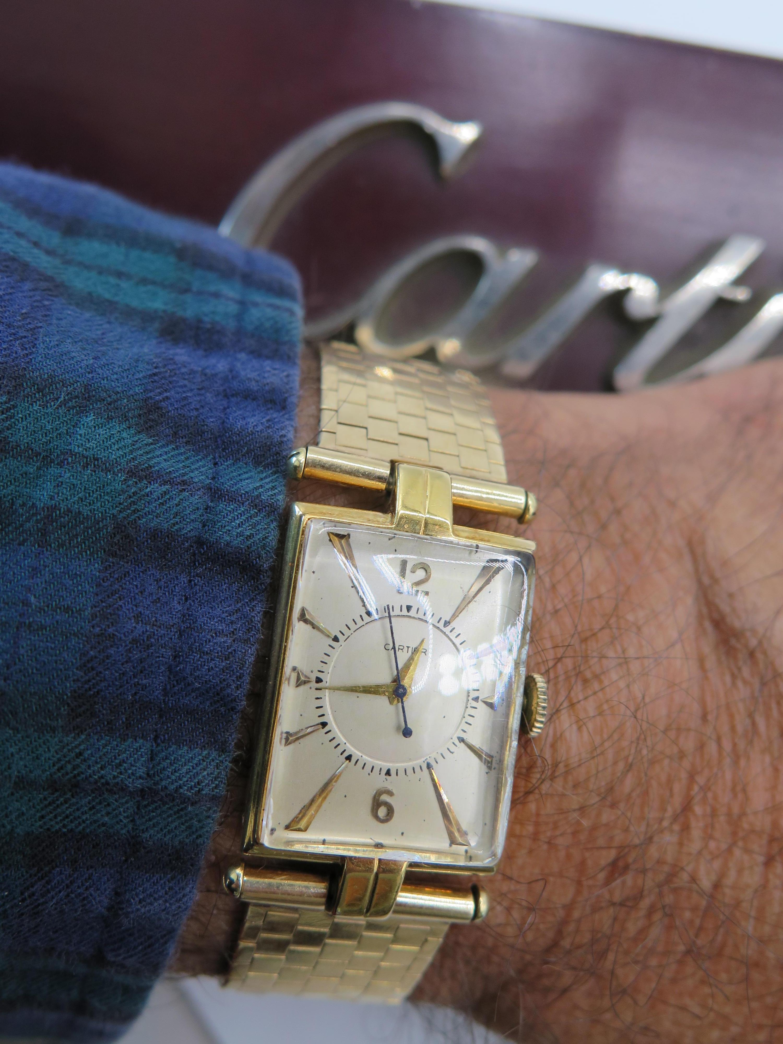 Cartier Tank degli anni '40 con bracciale d'oro In condizioni buone in vendita a Saint Petersburg, FL