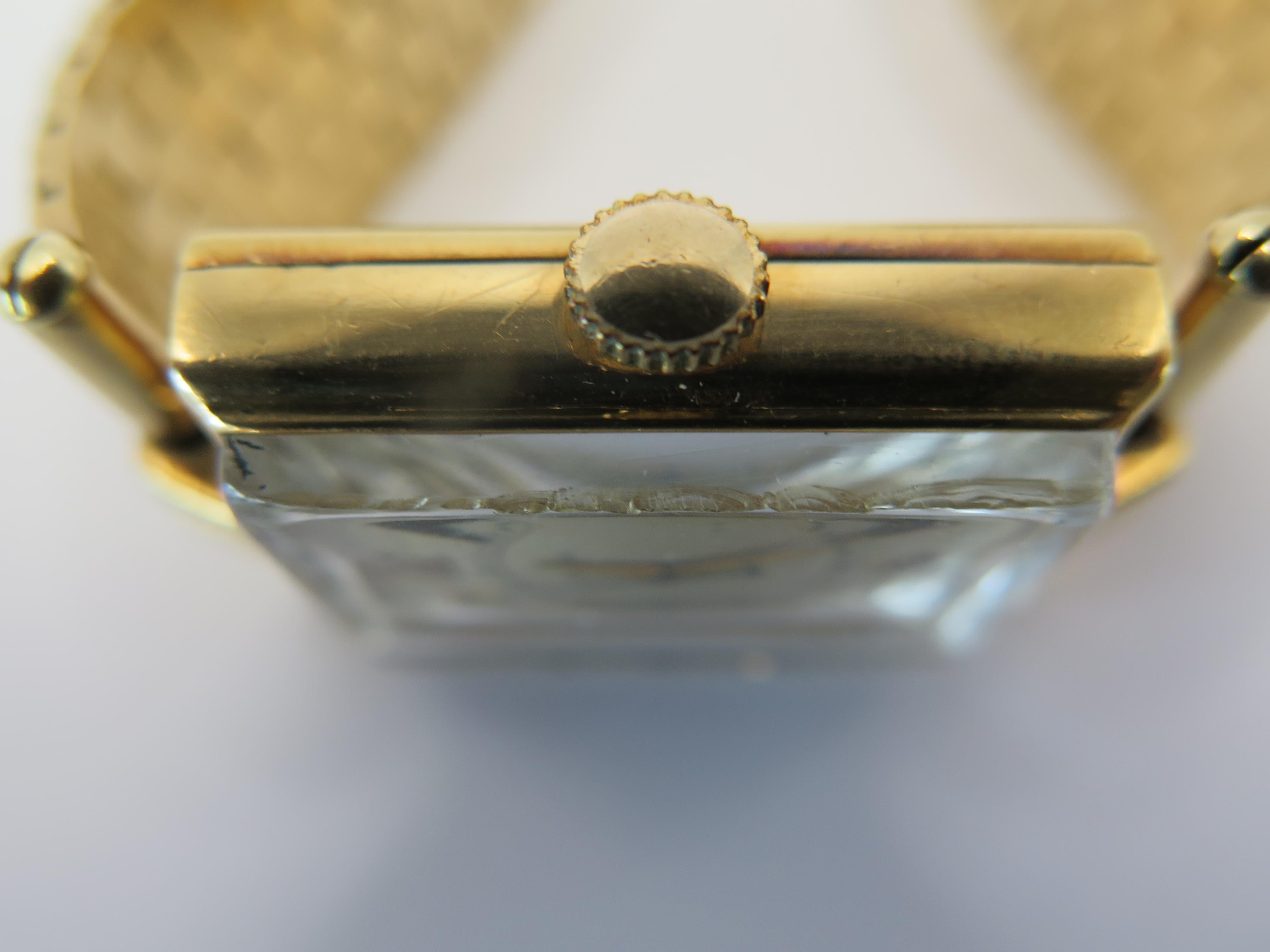 Cartier Tank degli anni '40 con bracciale d'oro in vendita 2