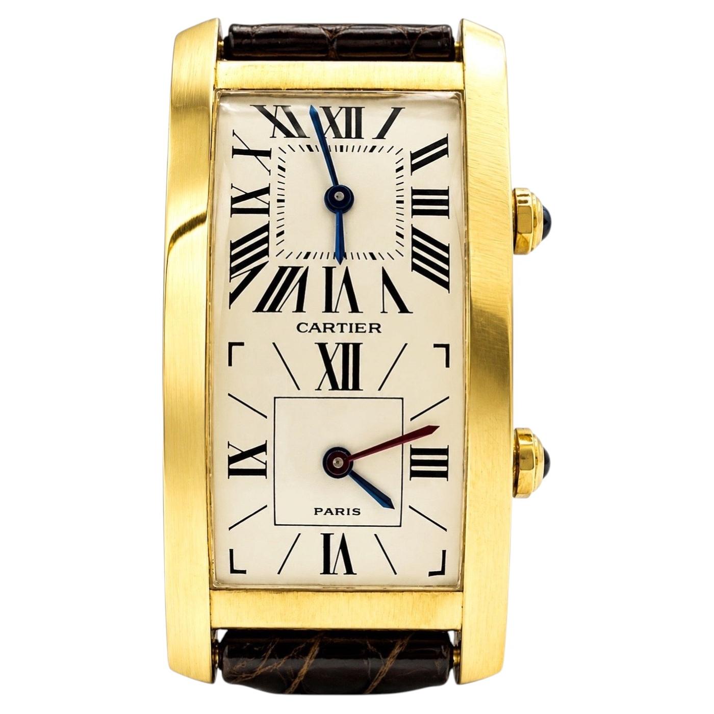 Cartier Tank Cintree Uhr aus 18 Karat Gelbgold mit Dual-Time-Funktion