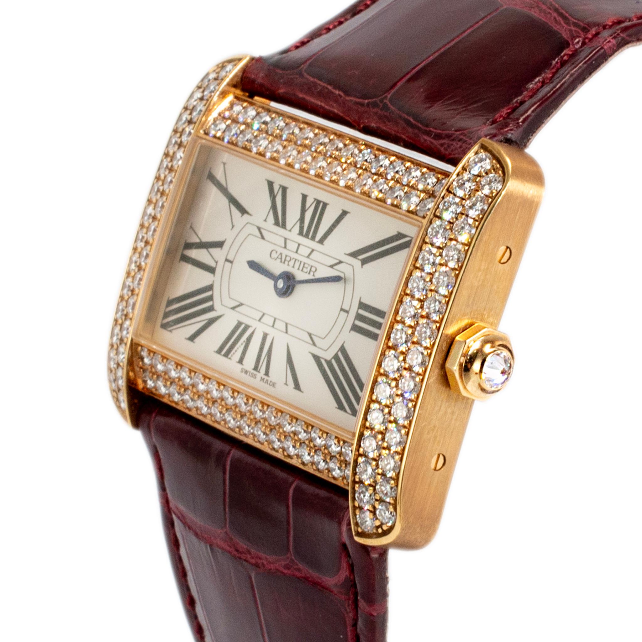 Taglio rotondo Orologio Cartier Tank Divan 38MM 2602 in oro giallo 18 carati con lunetta di diamanti in vendita