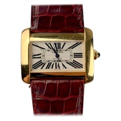 Cartier Montre Tank Divan XL en or jaune 18 carats, réf. 2602