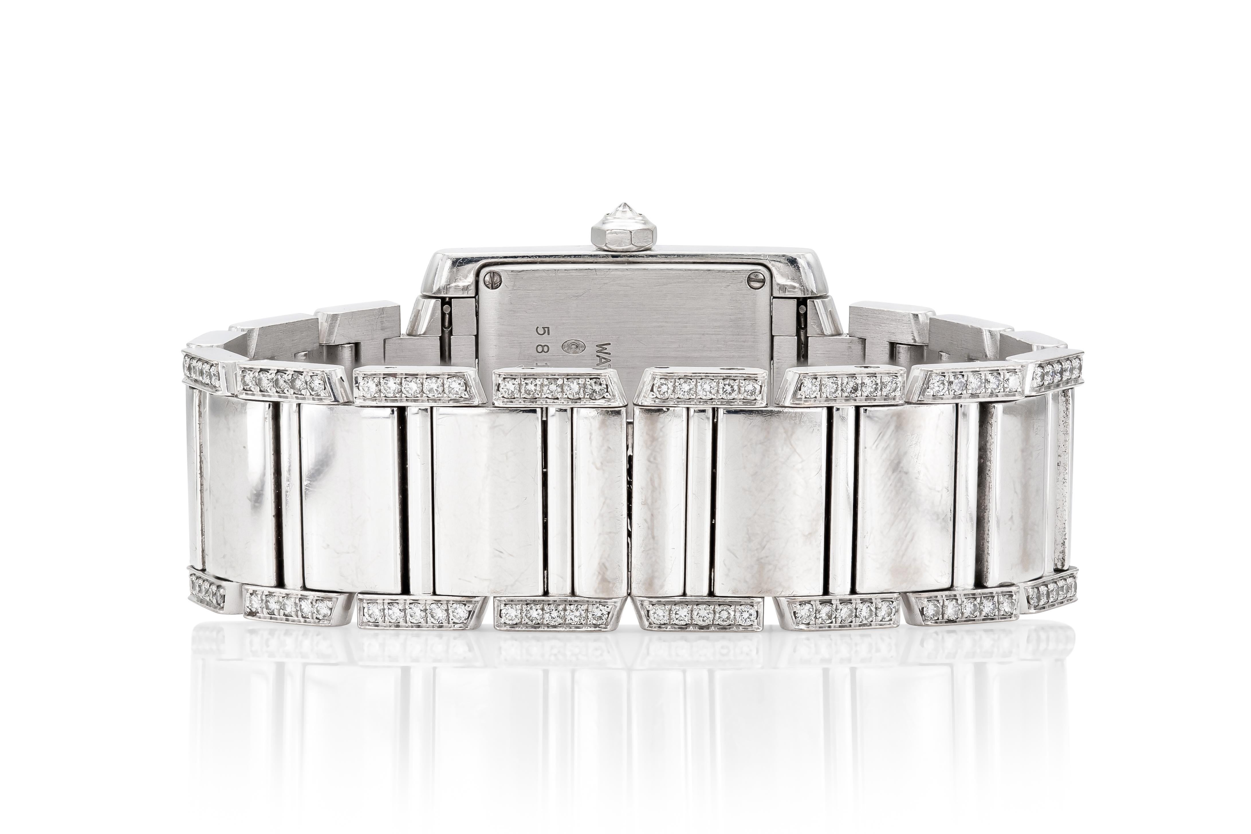Taglio rotondo Orologio Cartier Tank Francais con diamanti in vendita