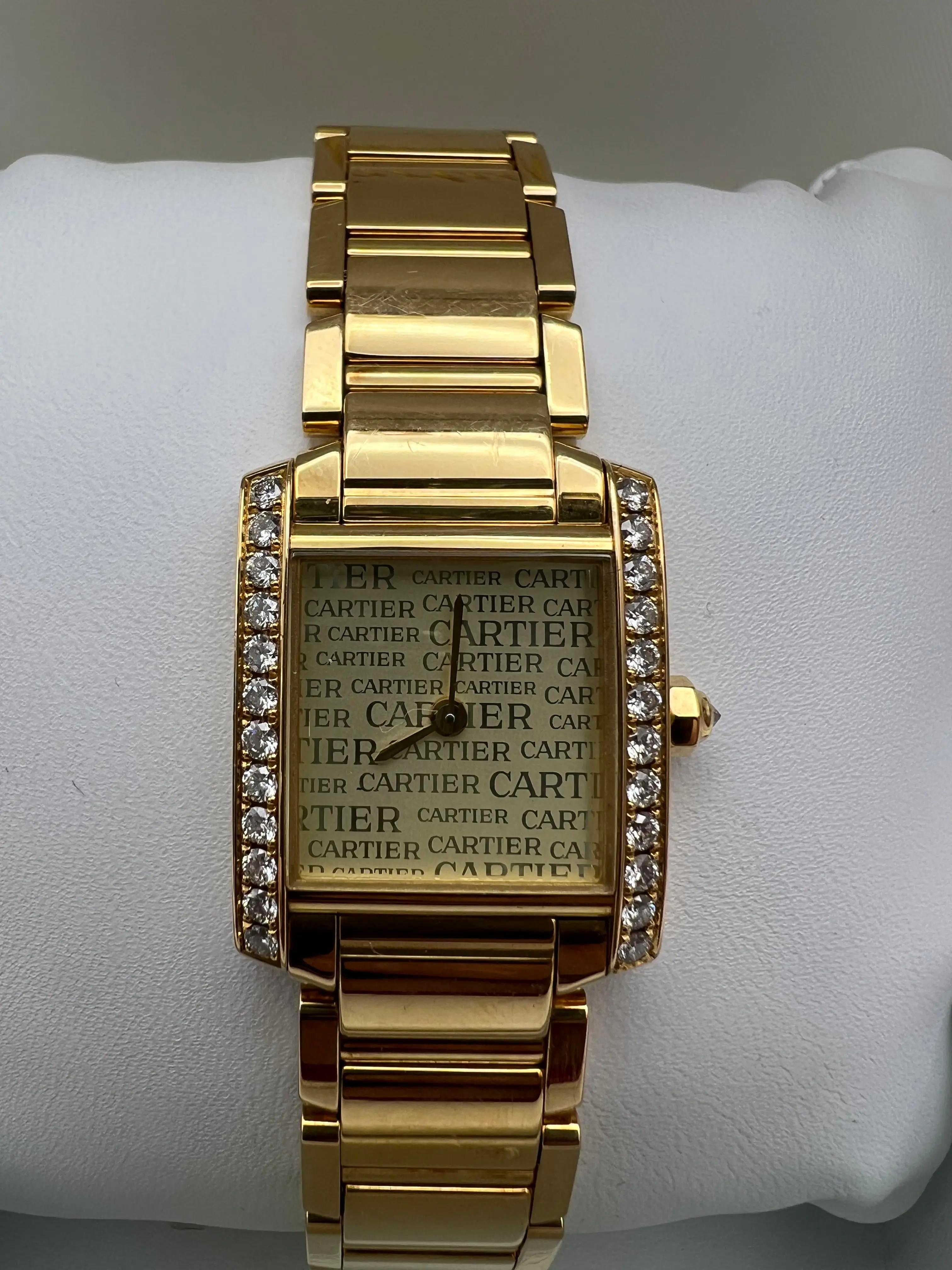 Cartier Tank Francaise 20mm x 25mm Bisel de Diamantes de Fábrica de Oro de 18K WE1023R8 Caja en Excelente estado para la venta en New York, NY