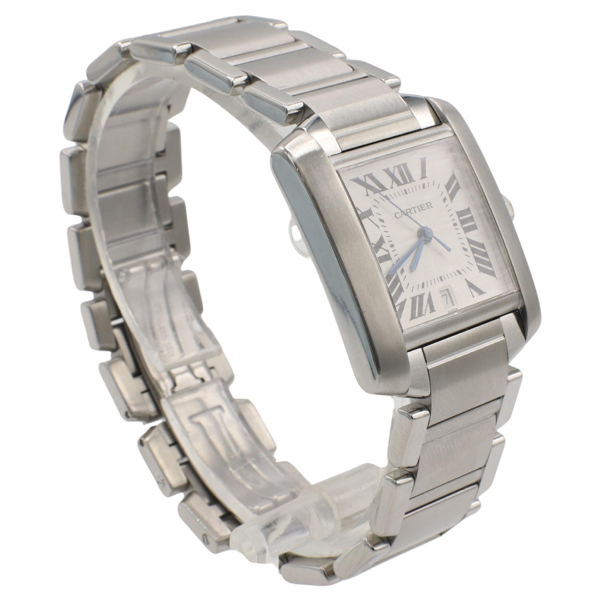 Montre Cartier Tank Francaise Automatic en acier inoxydable Référence 2302
Métal : Acier inoxydable
Mouvement : Automatique
Boîtier : 28 x 30 mm
Bracelet : S'adapte à un poignet de 7,5 pouces lorsqu'il est fermé.
Référence : 2302
Note : Boîte et