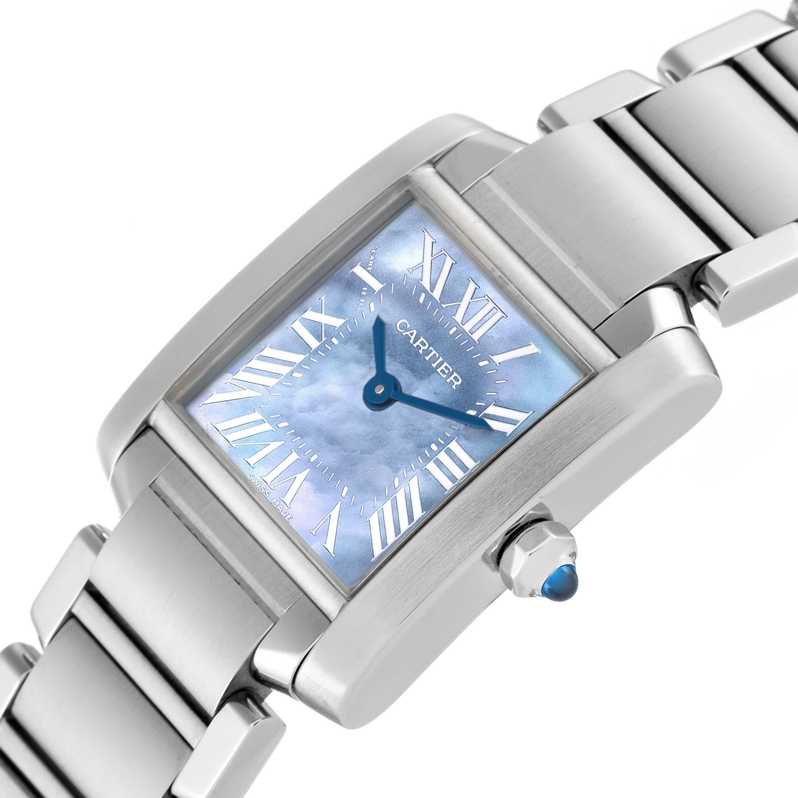 Cartier: Stahl-Damenuhr W51034Q3, Tank Francaise, blau, Perlmutt-Zifferblatt 2