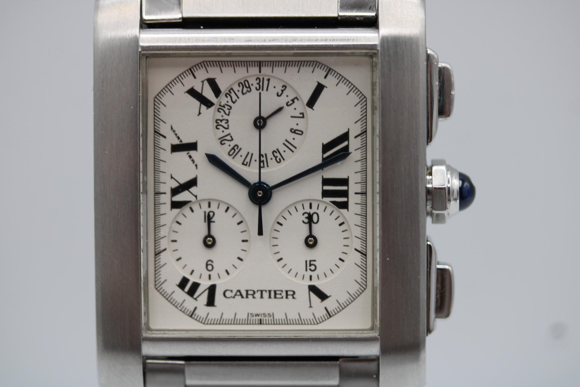 Cartier Tank Française Chronographe -30mm - Modèle 2303 - Set complet Excellent état - En vente à London, GB