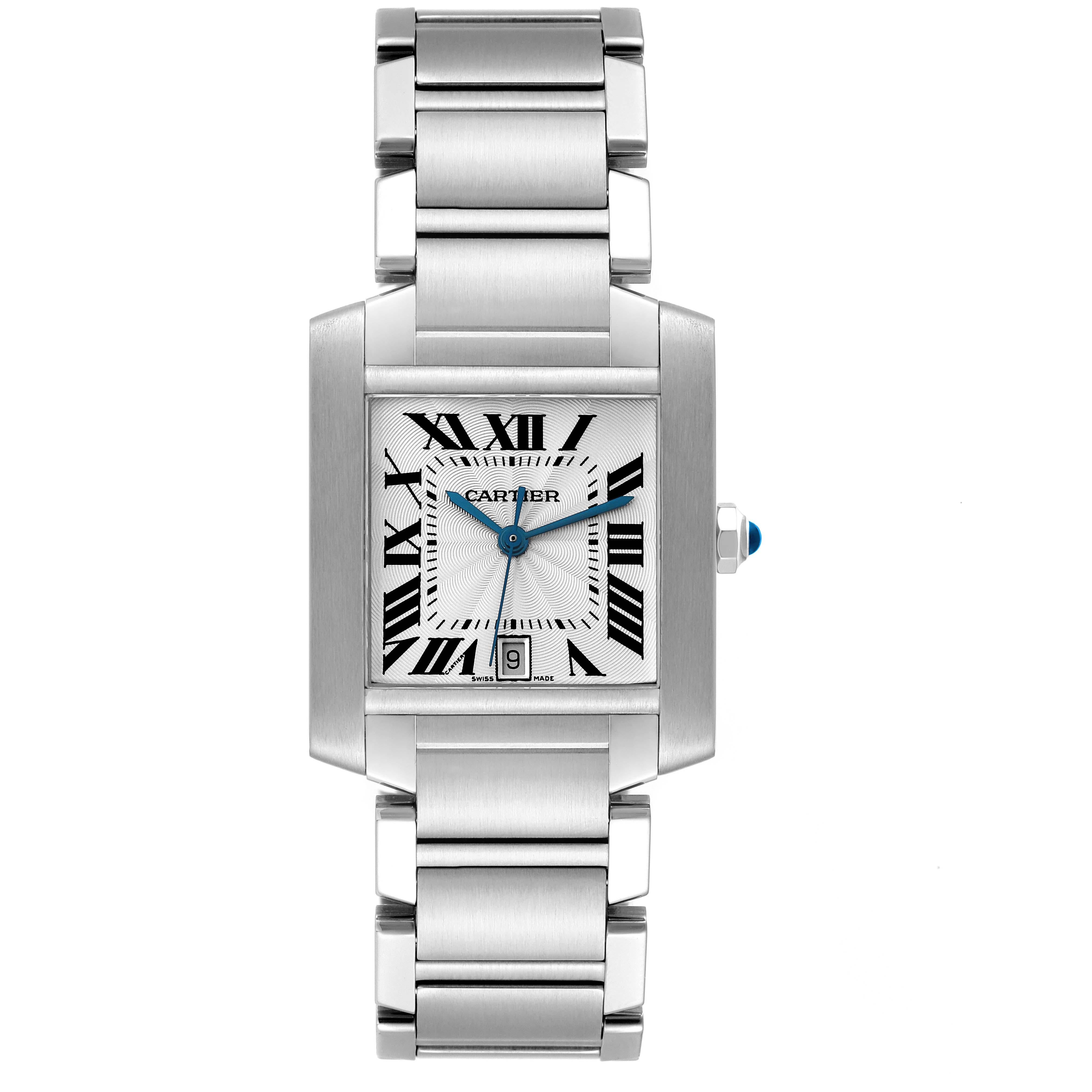 Cartier Tank Francaise Große Automatische Stahl Herrenuhr W51002Q3. Automatisches Uhrwerk mit Selbstaufzug. Rechteckiges Edelstahlgehäuse 28,0 x 32,0 mm. Achteckige Krone, besetzt mit einem blauen Spinell-Cabochon. . Kratzfestes Saphirglas.