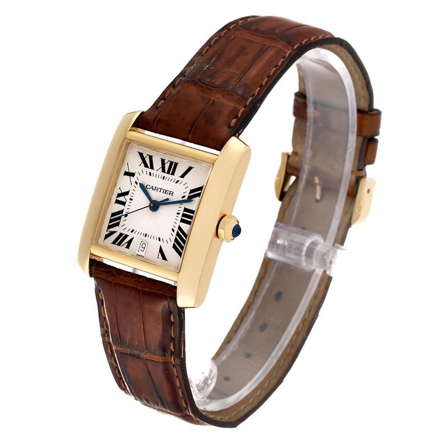 Cartier: Große Gelbgold-Herrenuhr Tank Francaise mit braunem Riemen, W5000156 im Angebot 1