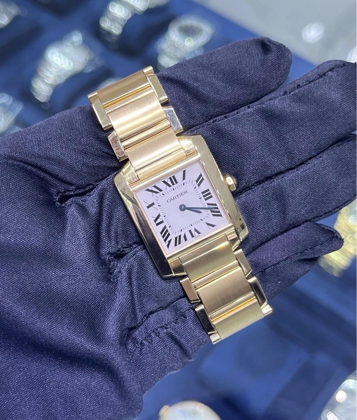 Cartier Montre Tank Française midsize en or jaune 18 carats avec quartz pour femmes W50003N2 1821 Bon état - En vente à Boca Raton, FL