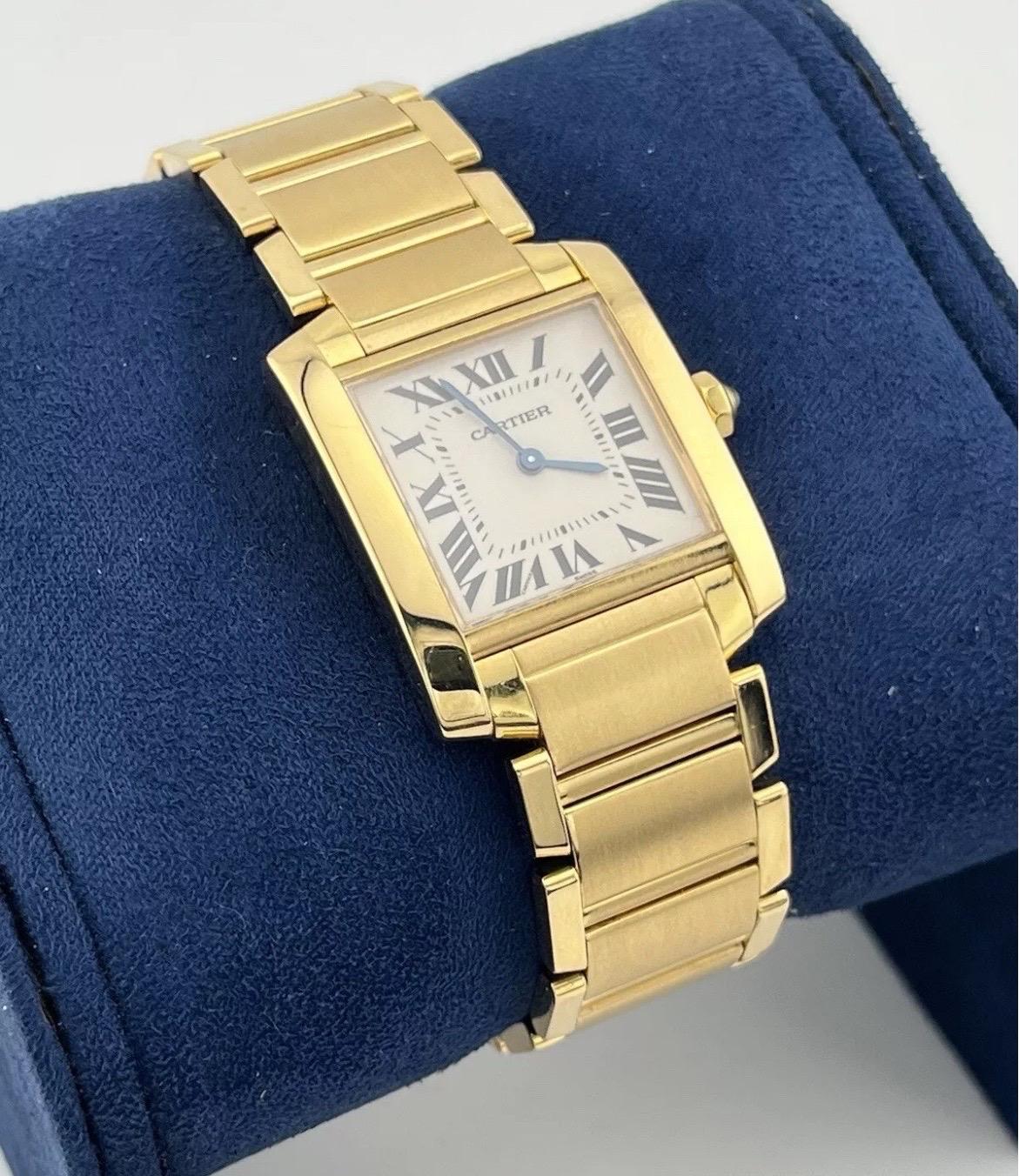 Cartier Montre Tank Française midsize en or jaune 18 carats avec quartz pour femmes W50003N2 1821 en vente 1