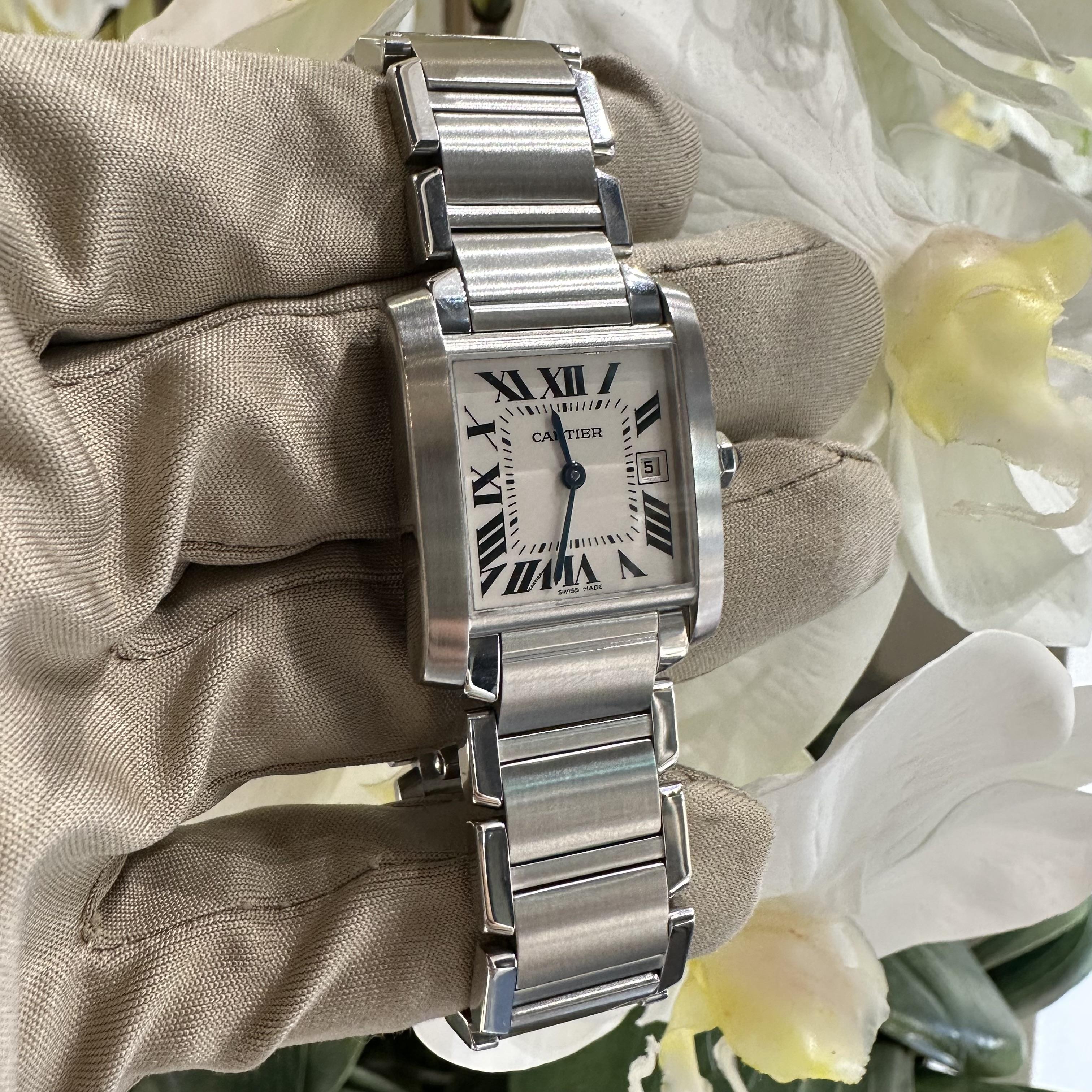 Cabochon Cartier Tank Francaise Ref. 2465 Stainless Steel Small Watch For Sale