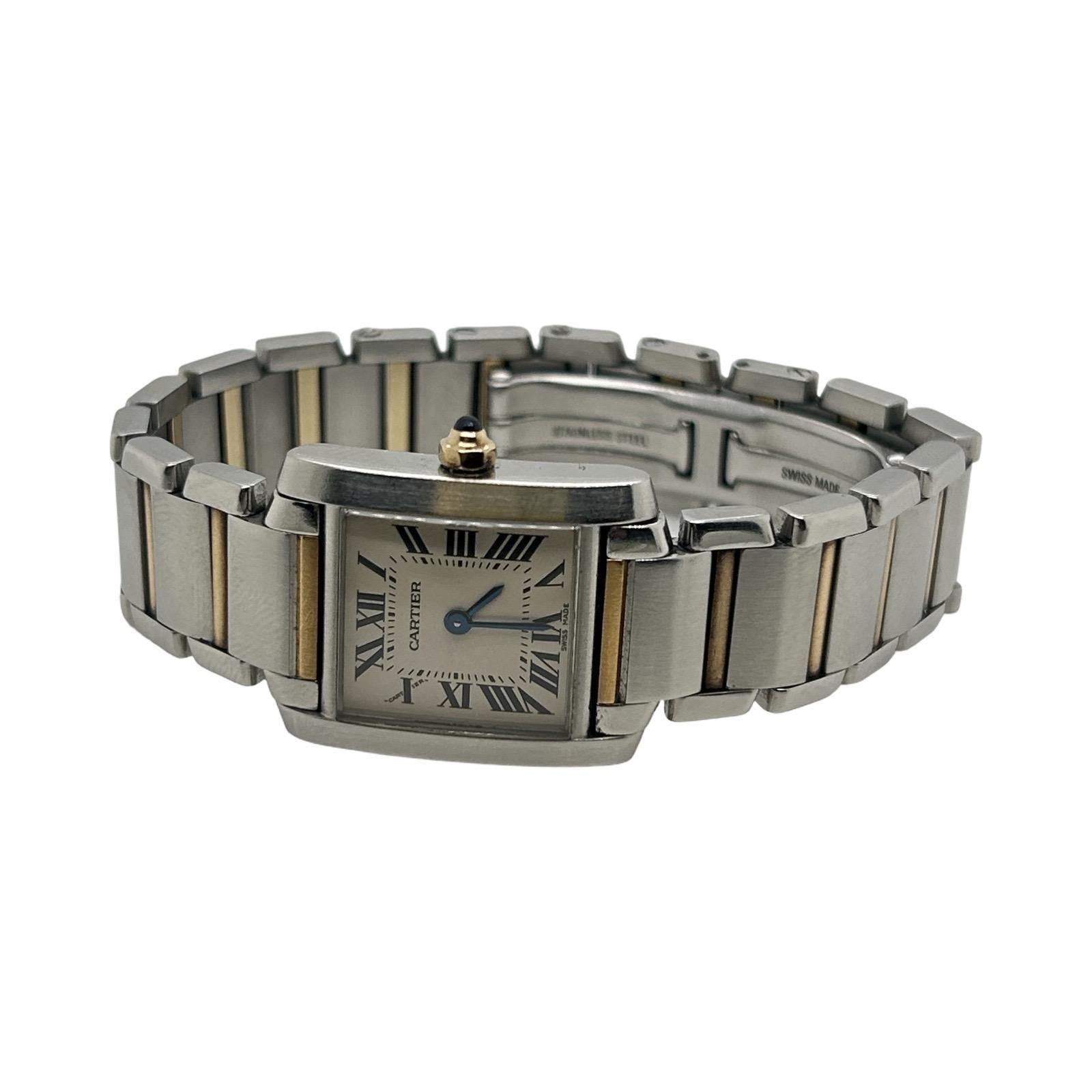 Marchio: Cartier
Modello: Modello Tank Francaise Small
Model No: W51007Q4
Materiale della cassa: Acciaio inossidabile
Dimensioni della cassa: 20 mm
Quadrante: numeri romani bianchi
Lunetta: Acciaio inossidabile
Bracciale: Acciaio inossidabile e oro
