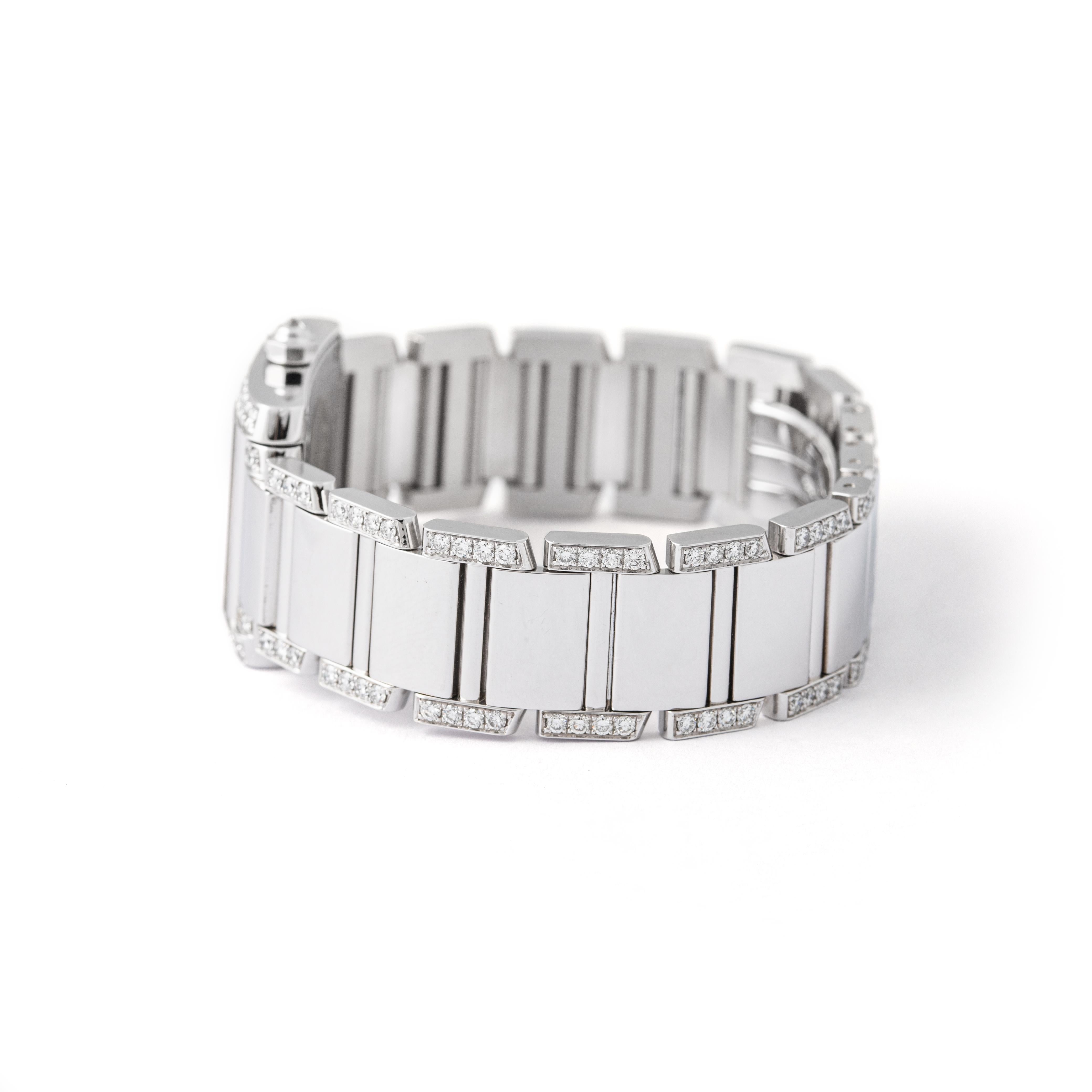 Cartier Montre Tank Francaise en or blanc 18 carats et diamants pour femmes en vente 3