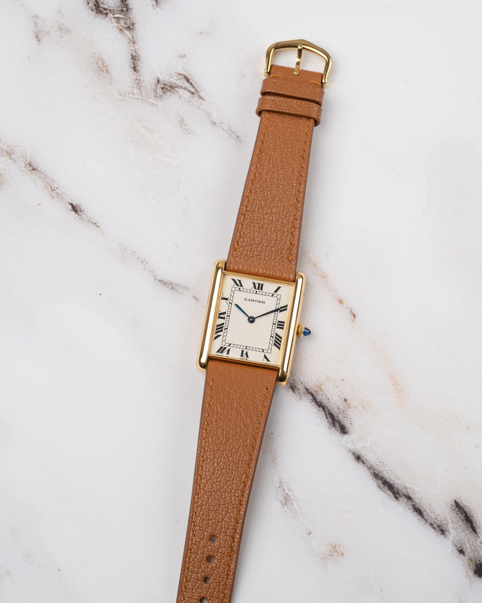 Cartier Tank Jumbo Automatique 17002 Cadran Paris pointu 1970 18k YG en vente 10