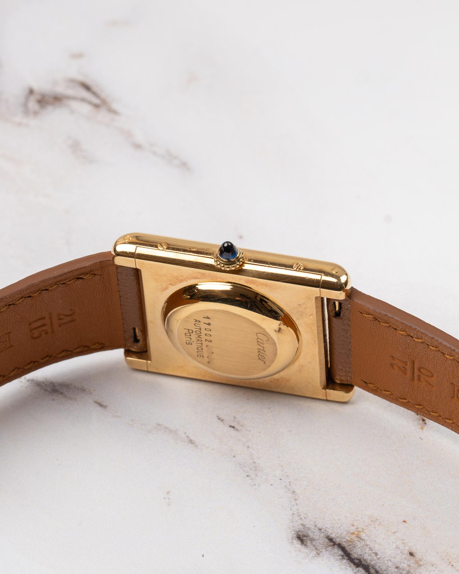 Cartier Tank Jumbo Automatique 17002 Cadran Paris pointu 1970 18k YG en vente 3