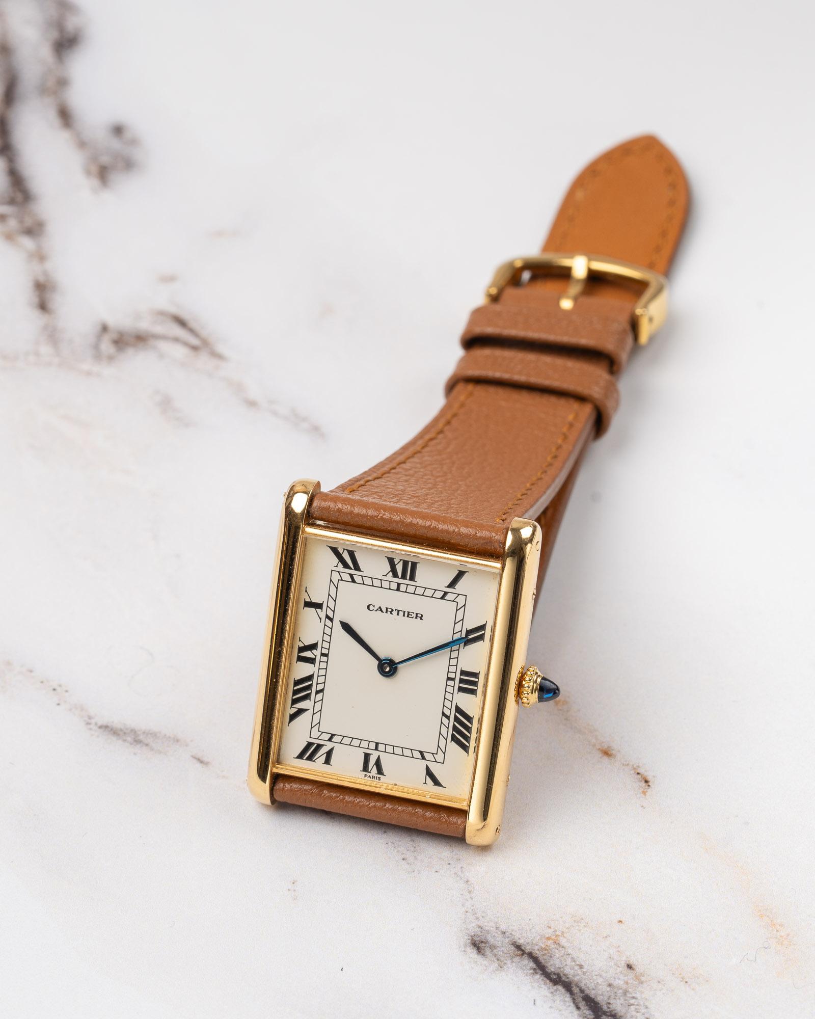 Cartier Tank Jumbo Automatique 17002 Cadran Paris pointu 1970 18k YG en vente 4