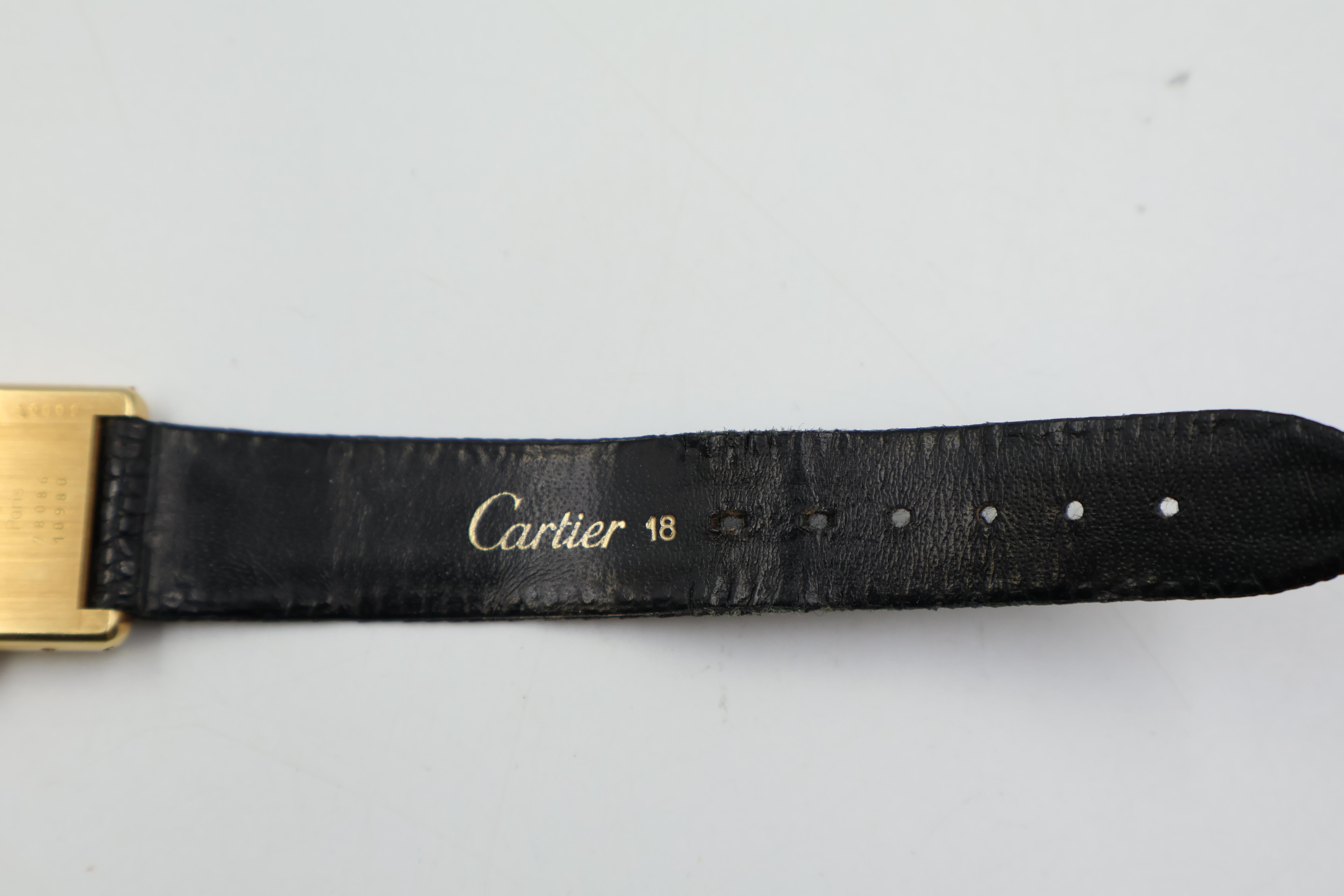 Cartier Tank Louis 18k Herrenuhr mit Original Box im Angebot 1