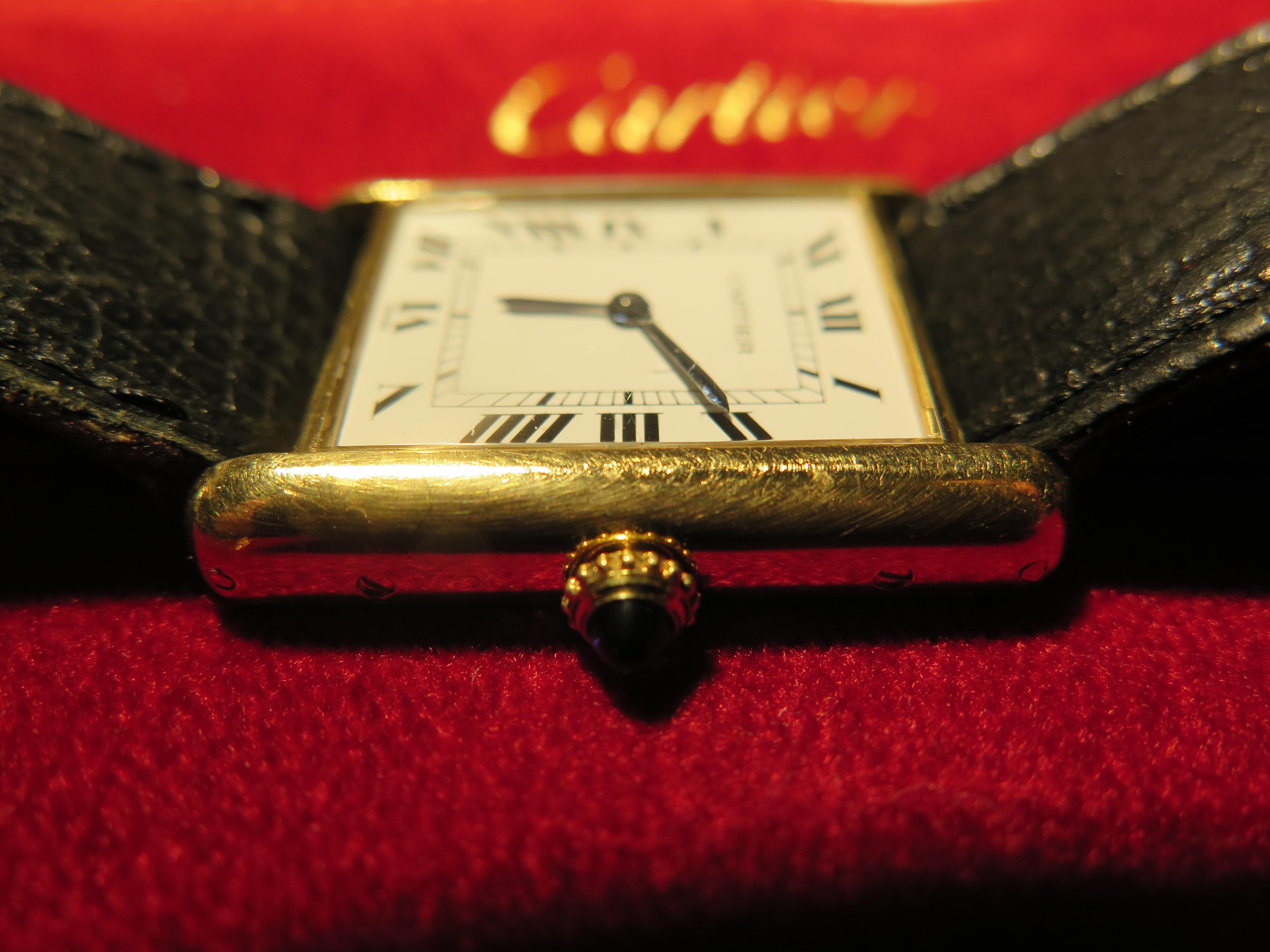 ¡Cartier Tank Louis 18k Modelo 78086 Manual Winding Ca' 1980's Classic! en venta 9