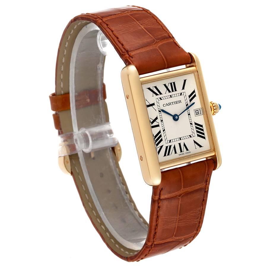 Cartier: 18 Karat Gelbgold Herrenuhr Tank Louis mit braunem Riemen, W1529756 im Zustand „Hervorragend“ im Angebot in Atlanta, GA