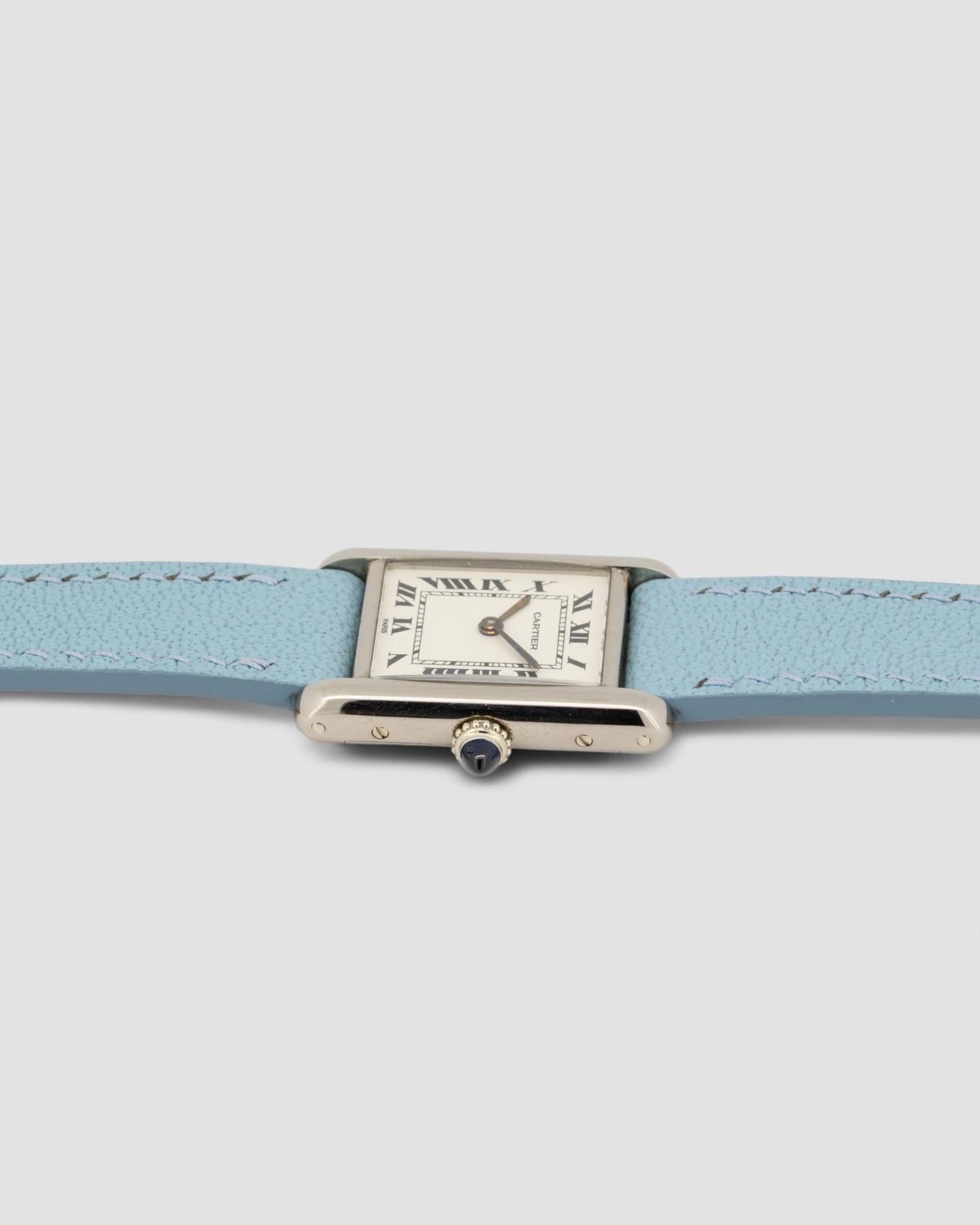 Cartier Tank Louis 78087 SM Lancette a punta Parigi Oro 18k WG 1992 Scatola e documenti in vendita 7