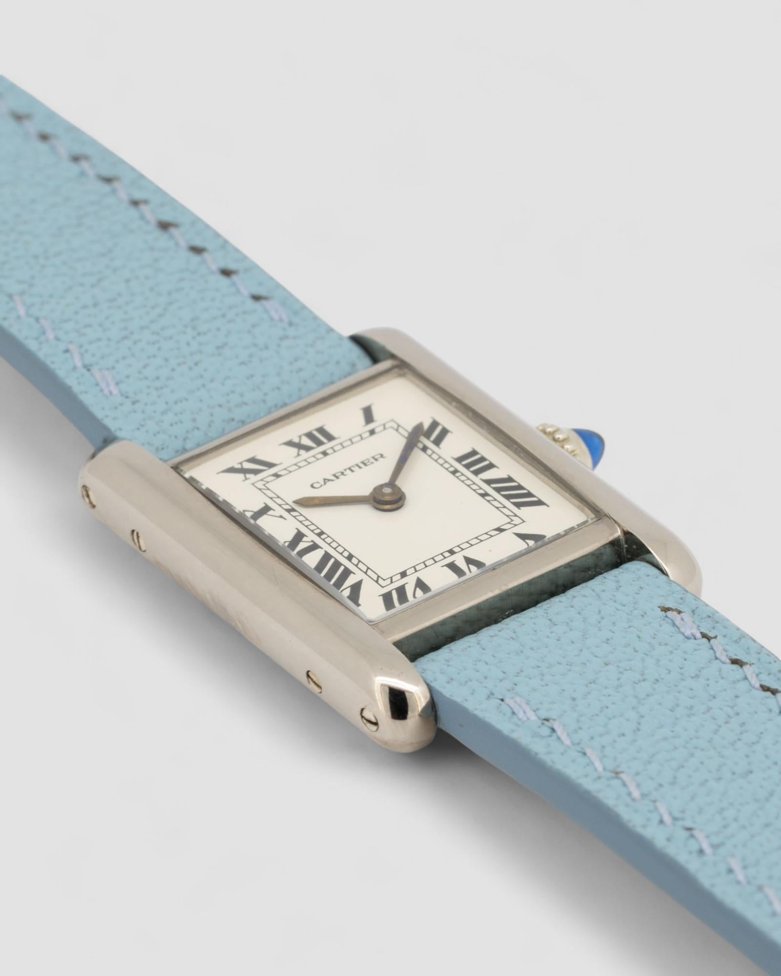 Cartier Tank Louis 78087 SM Lancette a punta Parigi Oro 18k WG 1992 Scatola e documenti in vendita 9