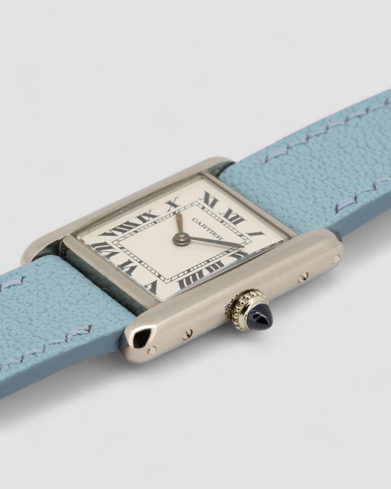 Cartier Tank Louis 78087 SM Lancette a punta Parigi Oro 18k WG 1992 Scatola e documenti in vendita 10