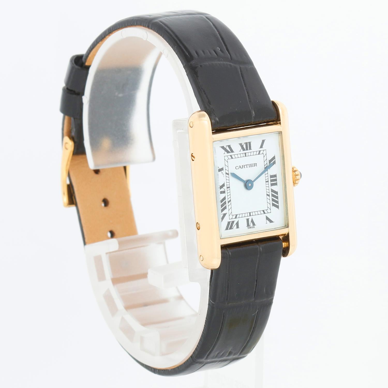 Cartier Tank Louis Ladies 18k Yellow Gold Quartz Watch In Excellent Condition In Dallas, TX