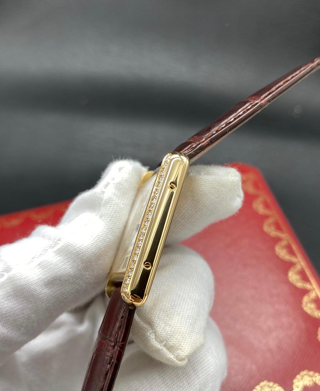 Cartier Tank Louis Large 18k Yellow Gold Leather Strap Watch W1529756 In Excellent Condition In Banbury, GB