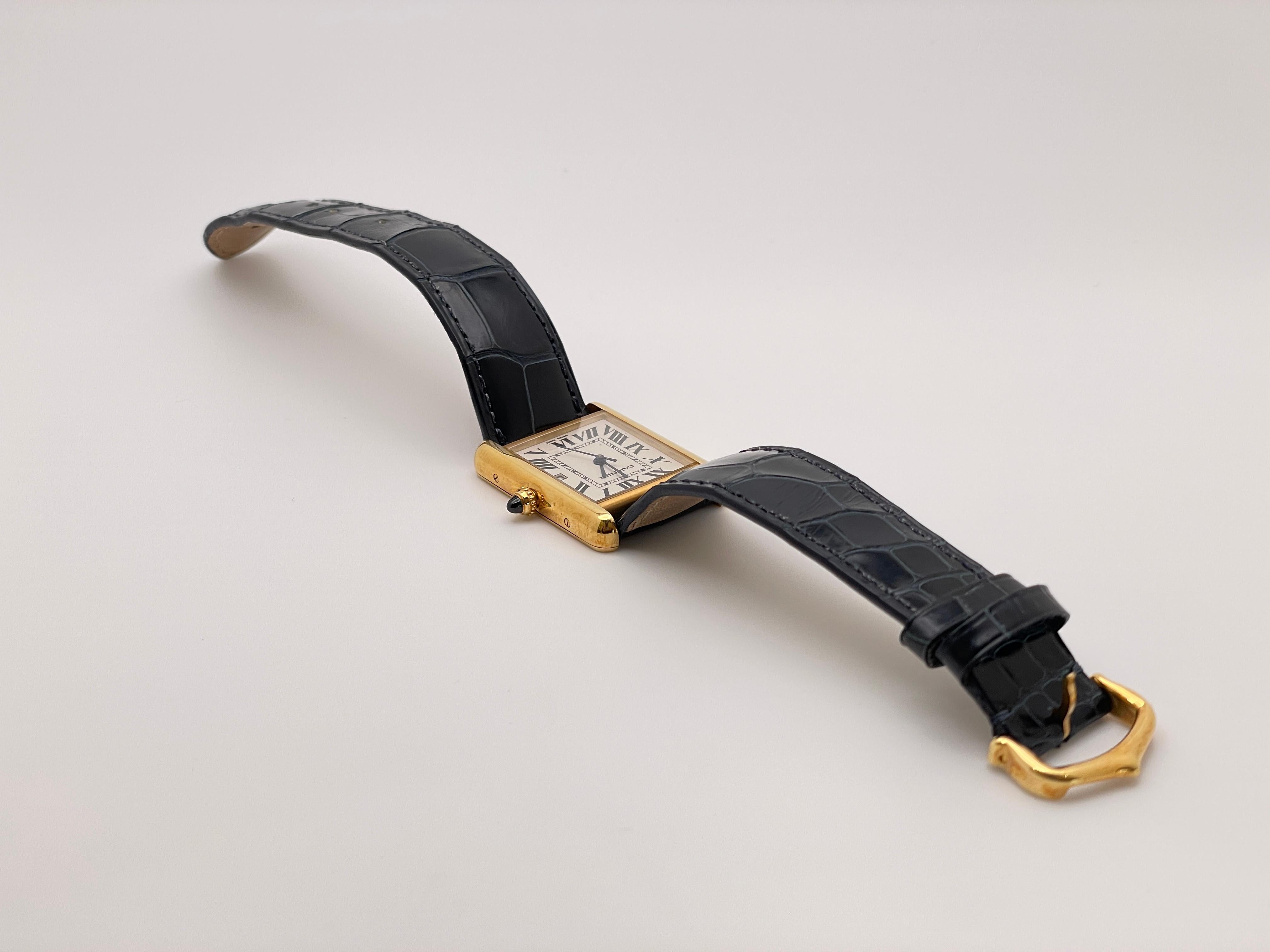 Cartier Tank Louis - Orologio grande in oro giallo 18 carati in vendita 1