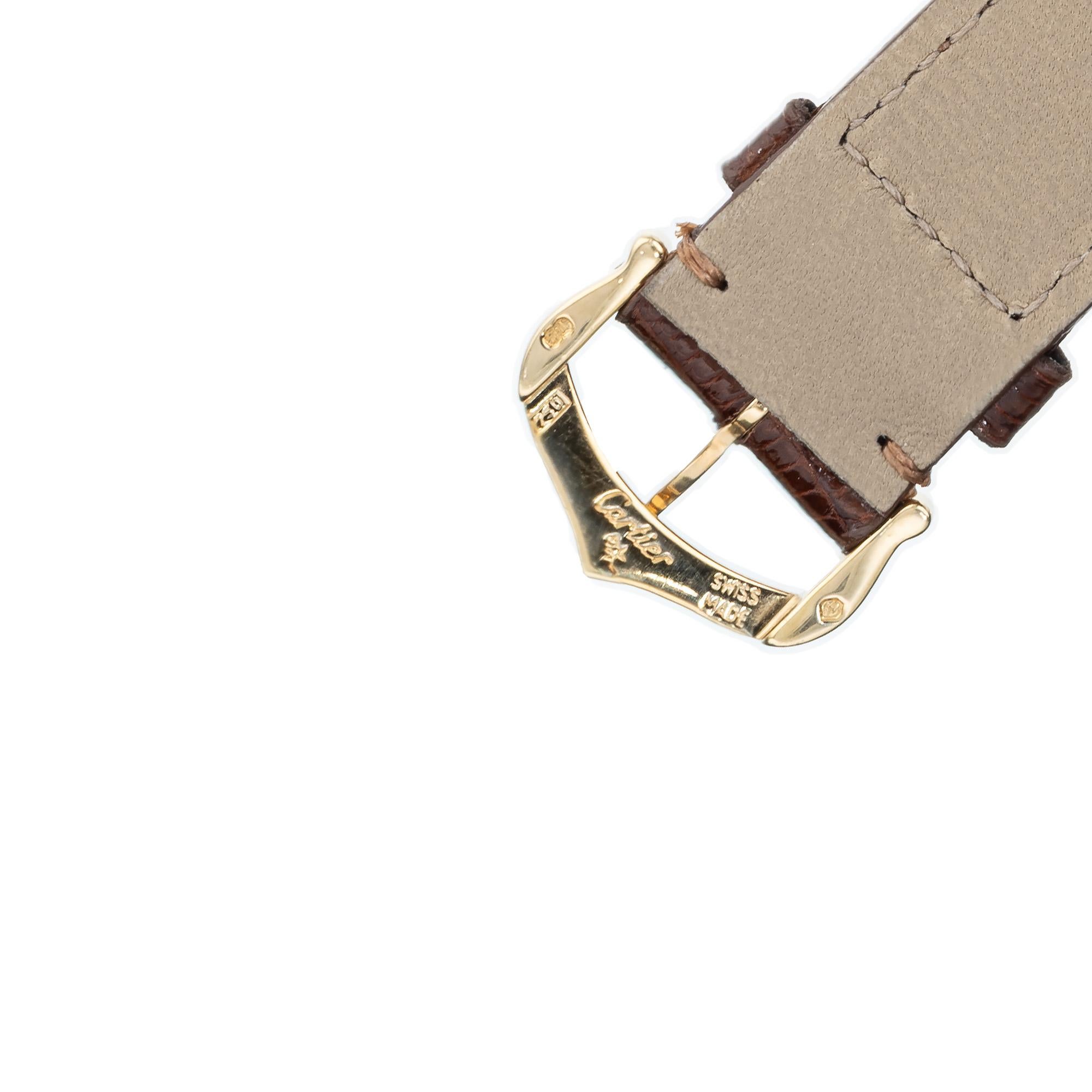 Cartier Montre-bracelet Tank Louis No Date en or jaune 18 carats en vente 3