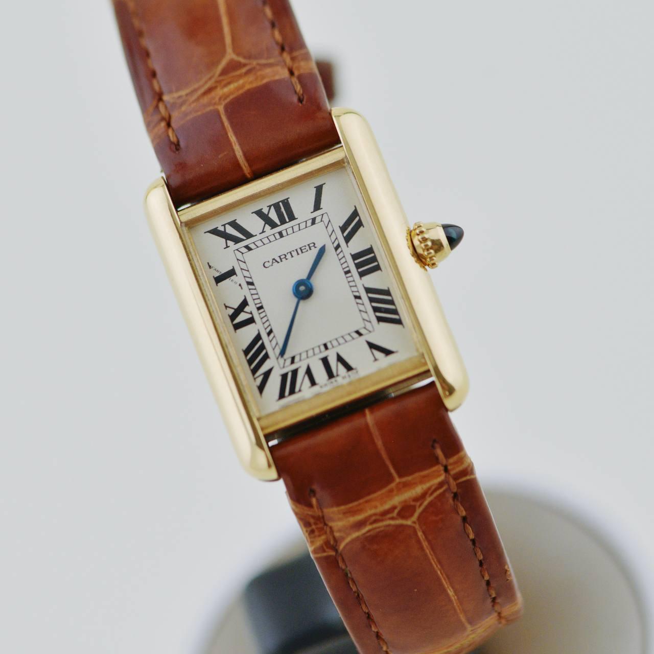 da uomo o donna Cartier Tank Louis Modello Piccolo Orologio in oro giallo 18 carati W1529856